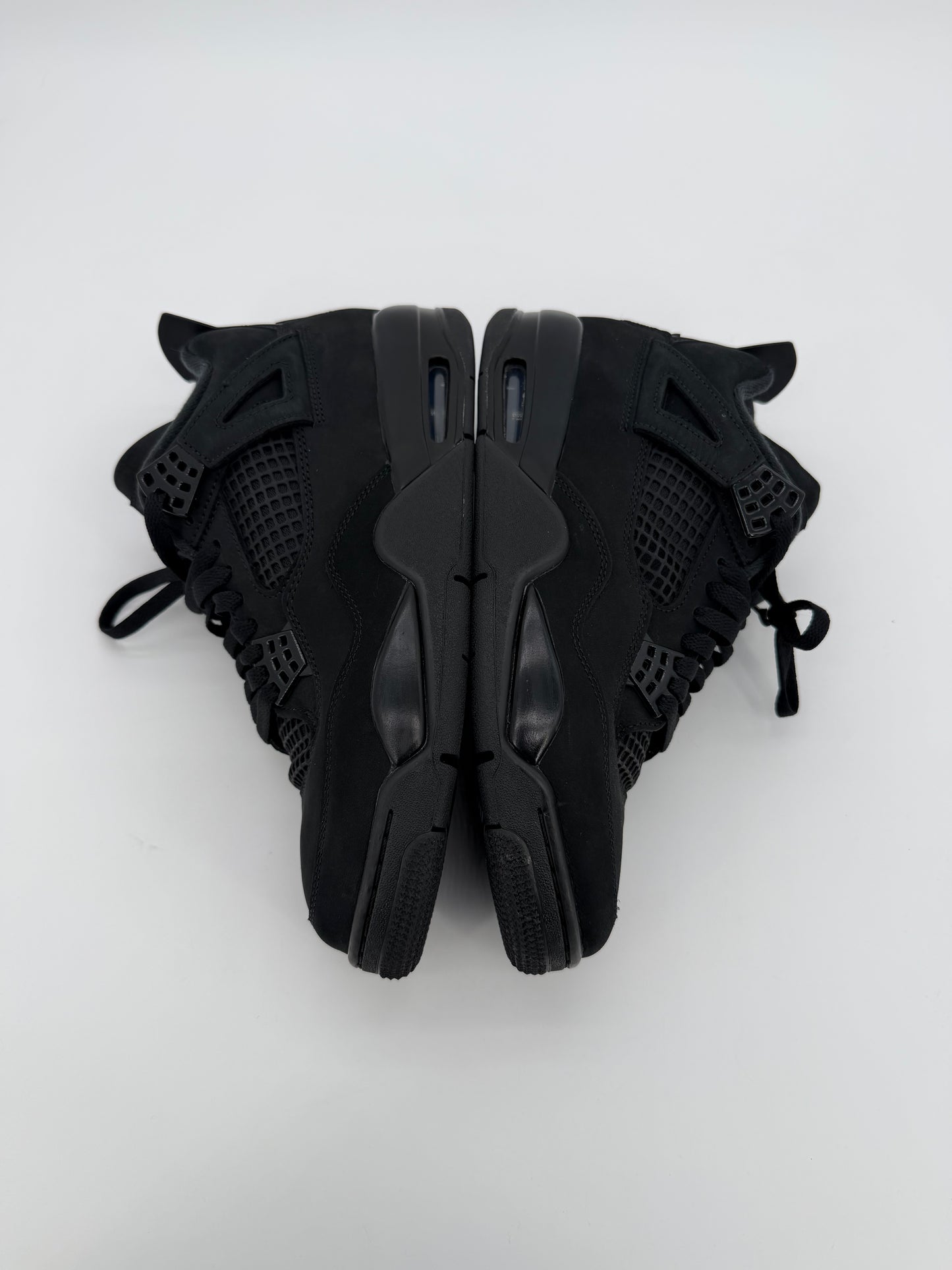 Jordan 4 Retro Black Cat (2025)