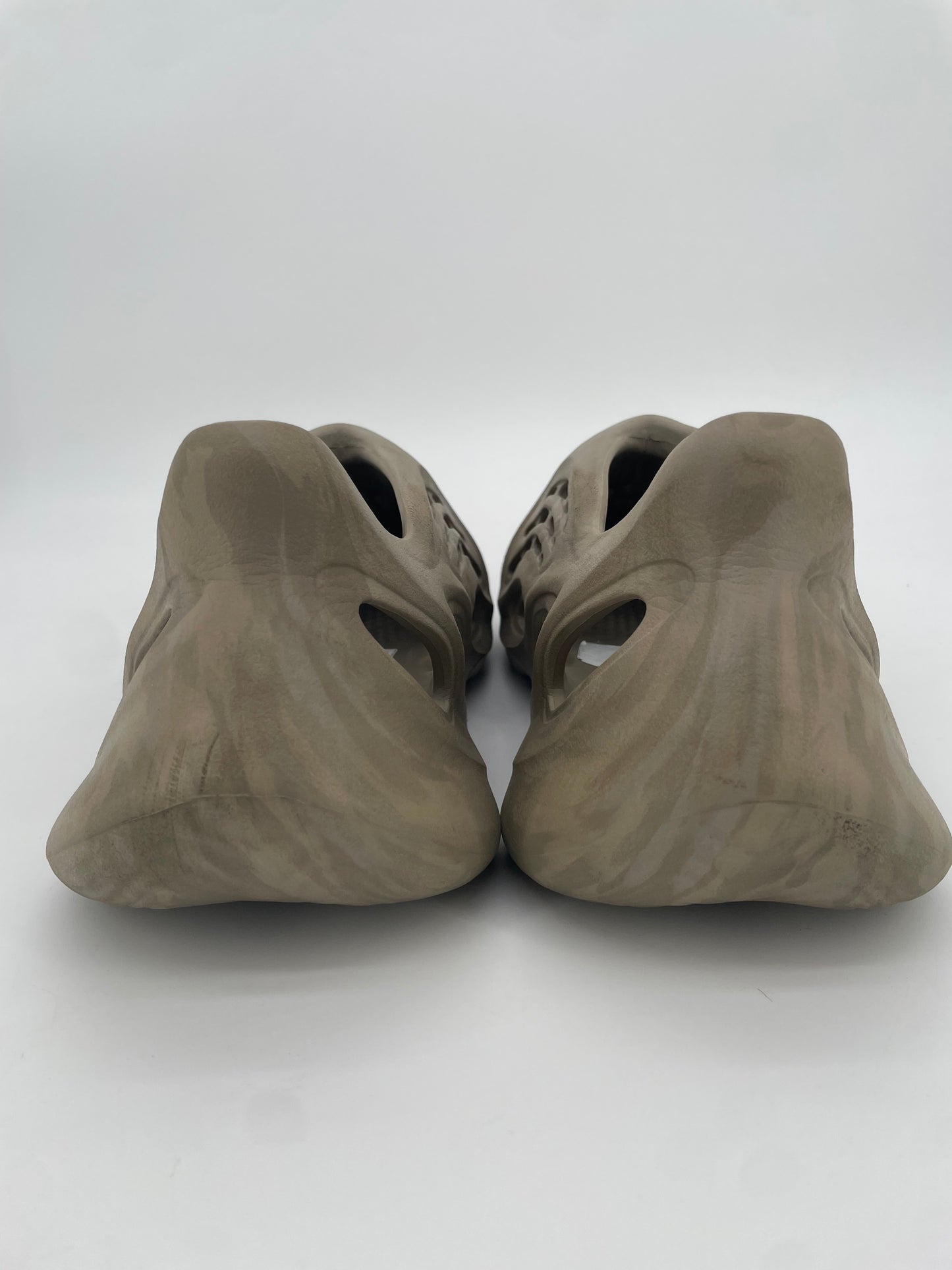 adidas Yeezy Foam RNNR Sulfur