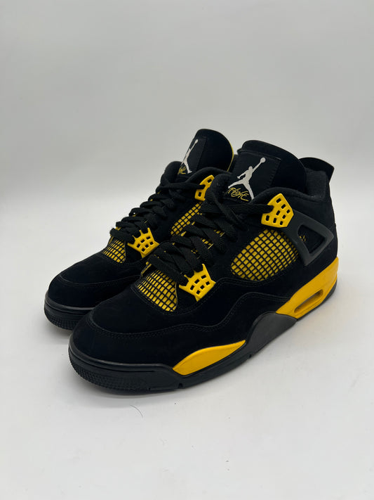 Jordan 4 Retro Thunder (2023)