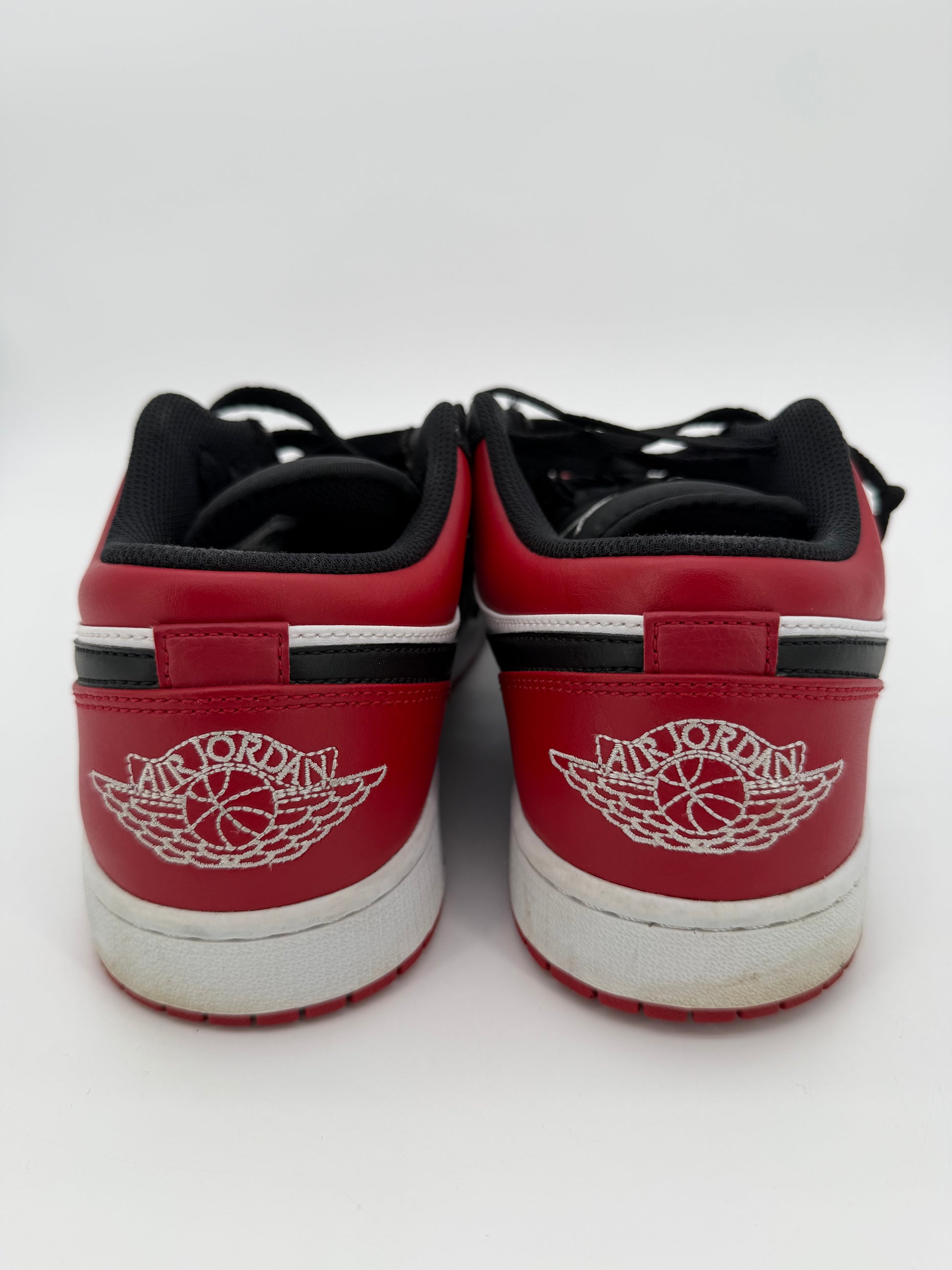 Jordan 1 Low Bred Toe