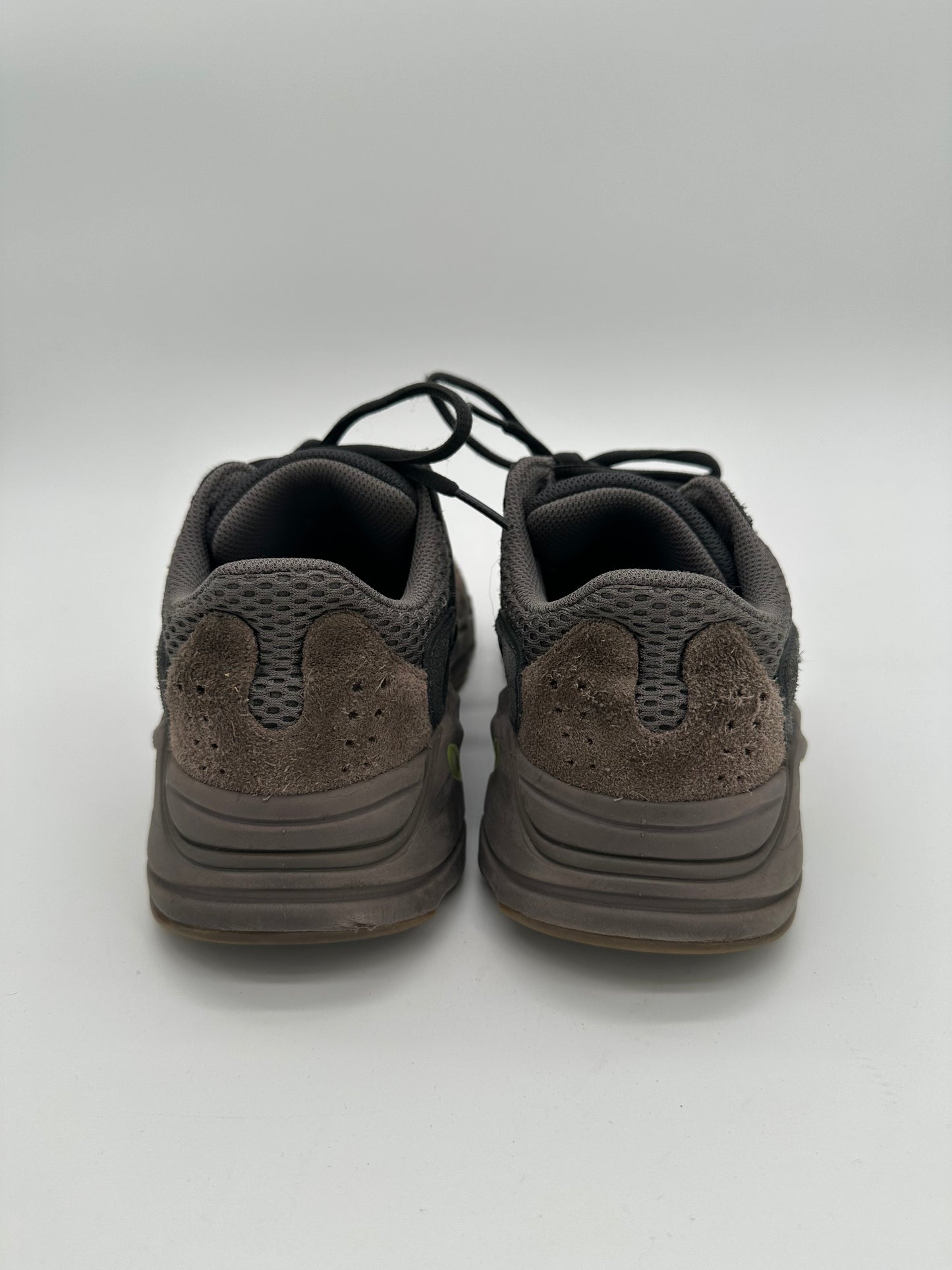 adidas Yeezy Boost 700 Mauve