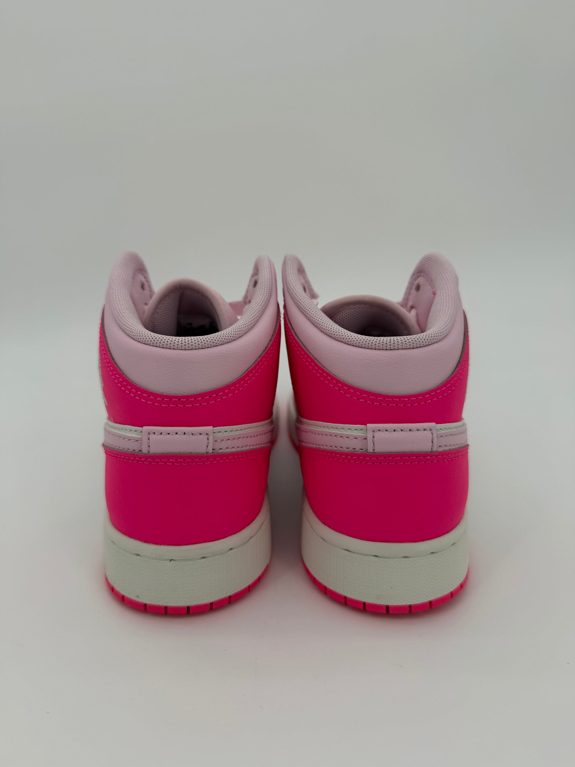 Nike Air Jordan Retro 1 Mid Barbie Pink Air