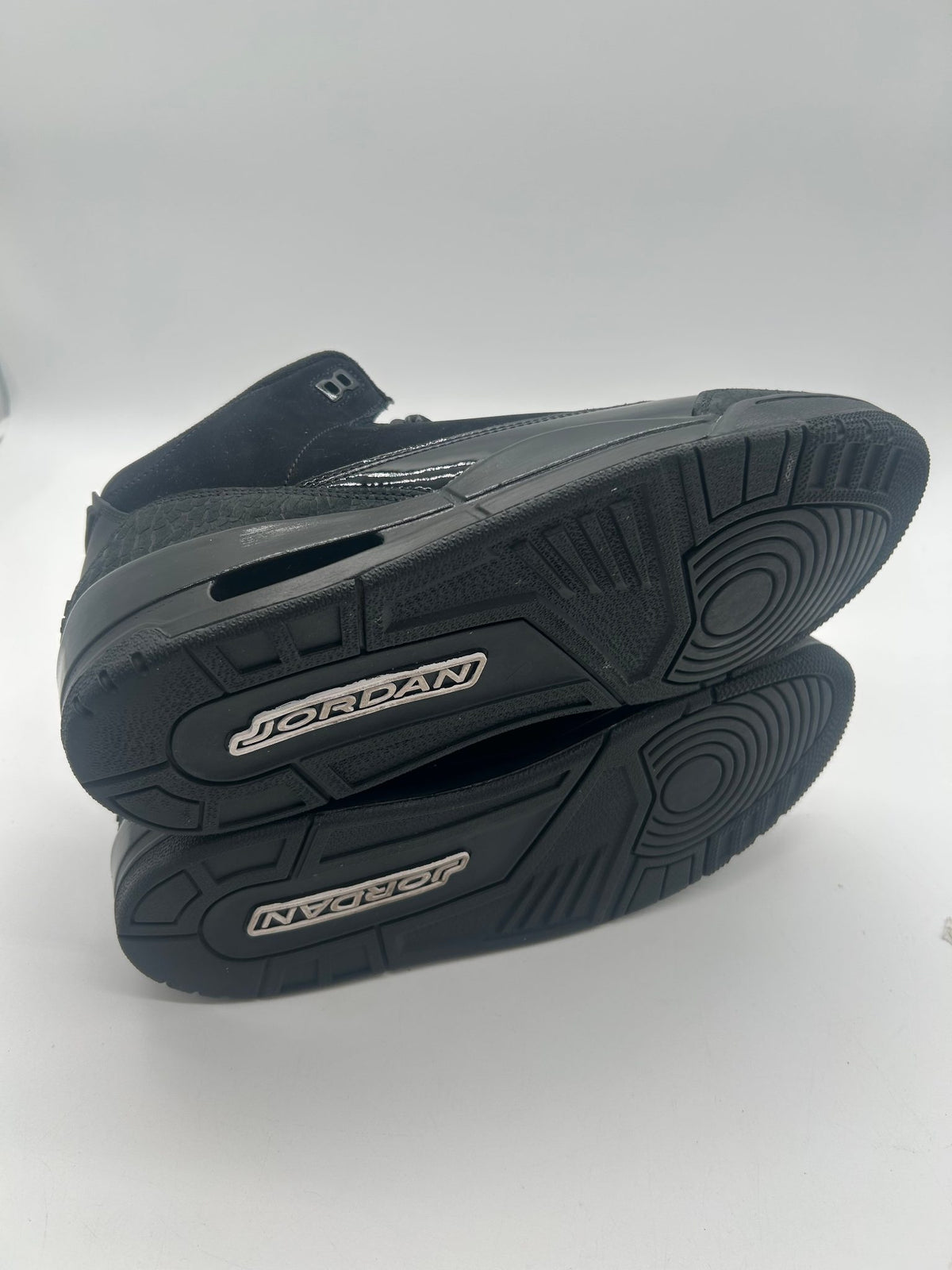 Jordan 3 Retro Black Cat (2025)