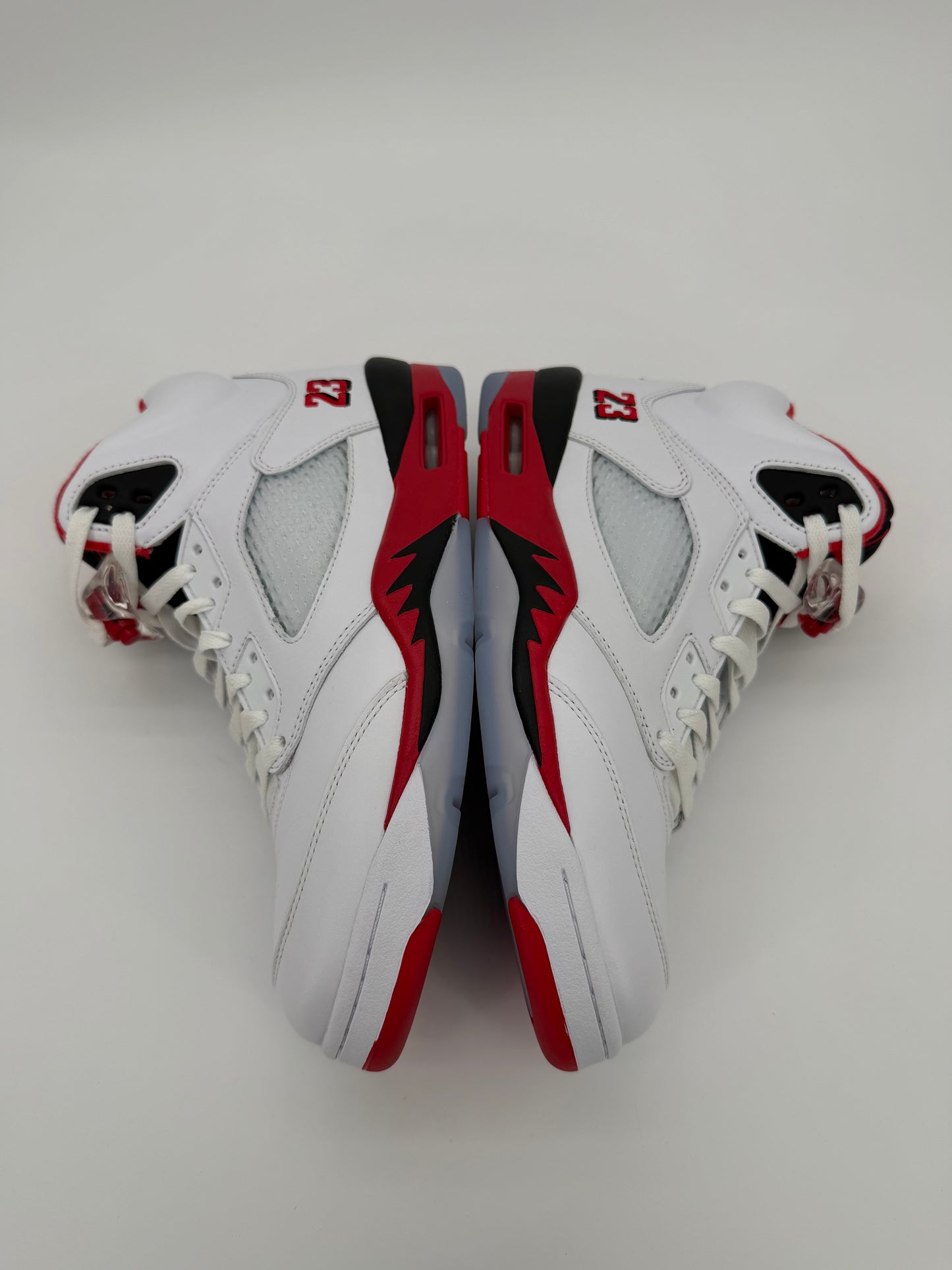 Jordan 5 Retro Fire Red Black Tongue (2025)