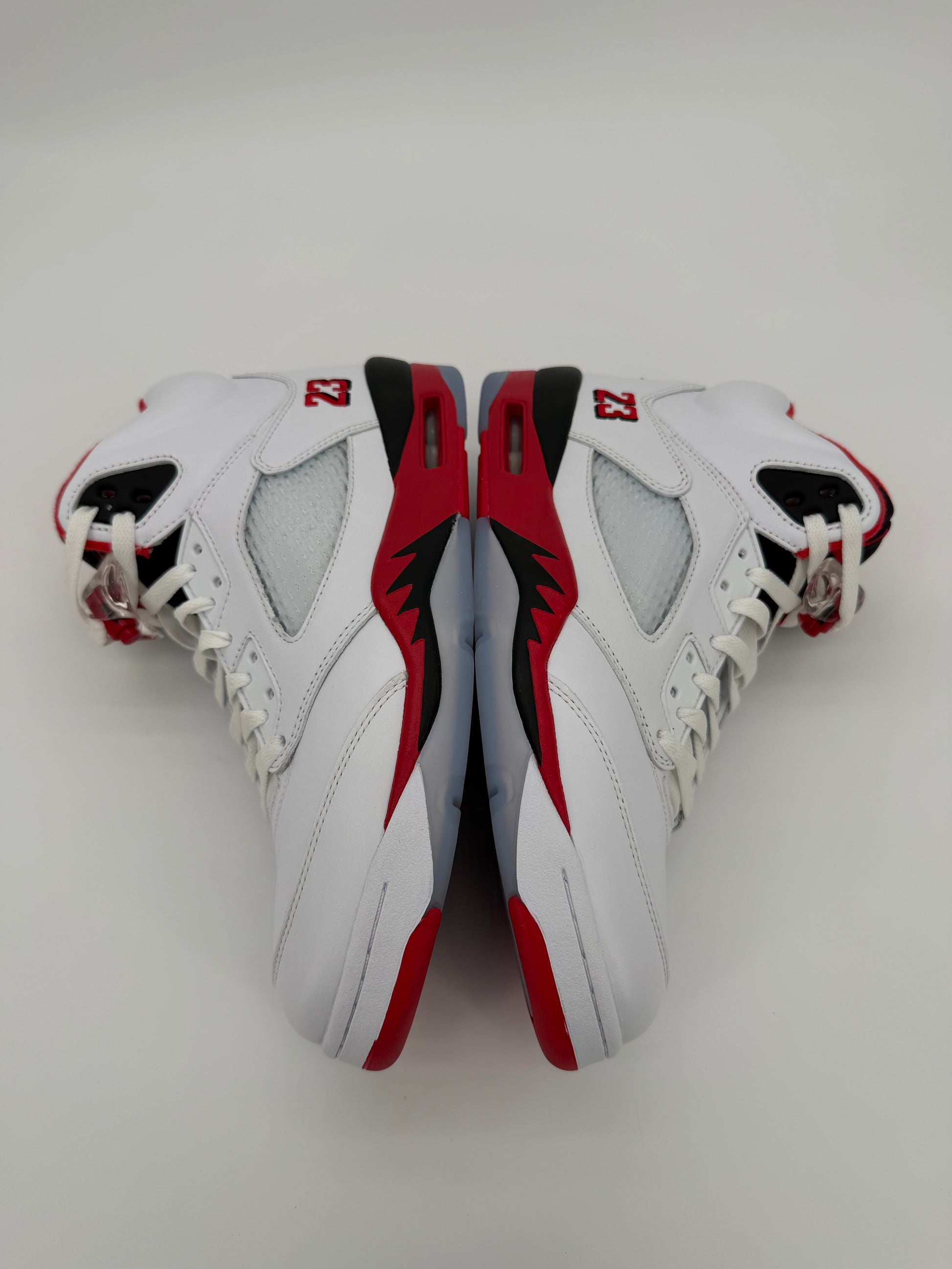 Jordan 5 Retro Fire Red Black Tongue (2025)