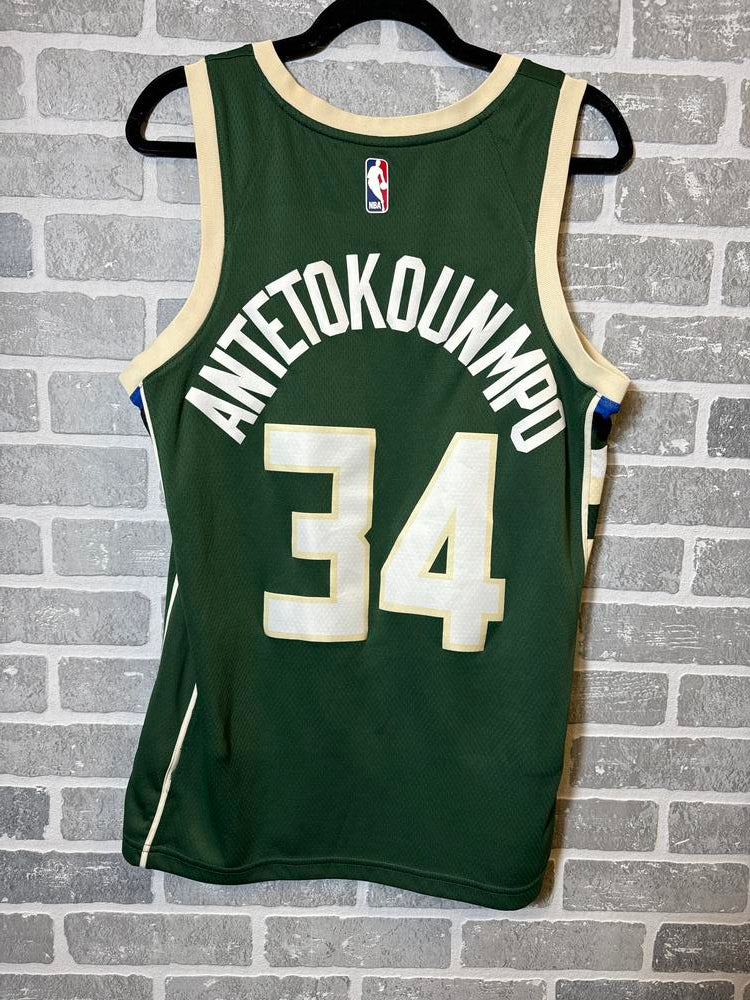 Nike NBA Milwaukee Bucks Giannis Antetokounmpo Jersey Green/White