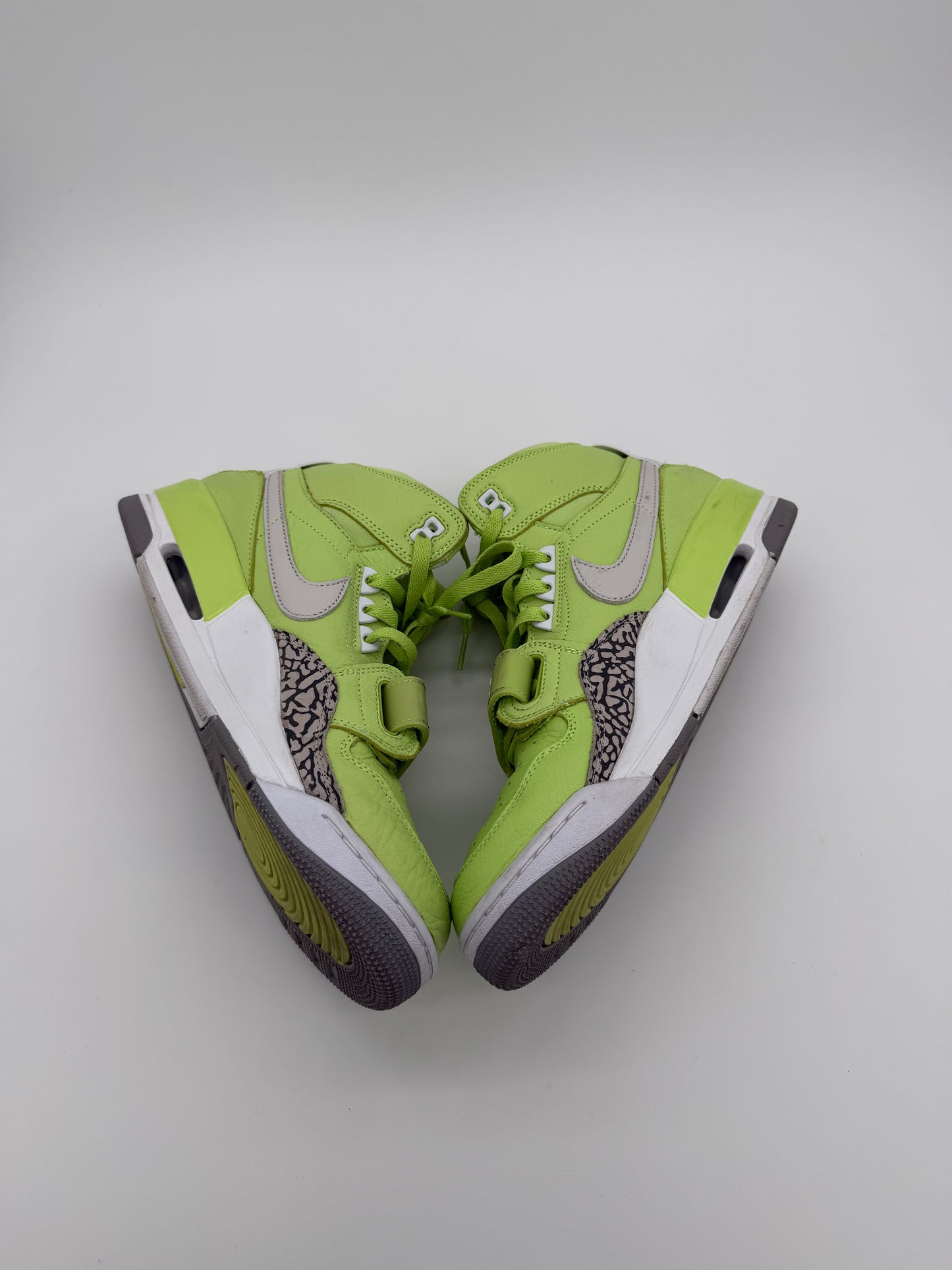 Jordan Legacy 312 Ghost Green