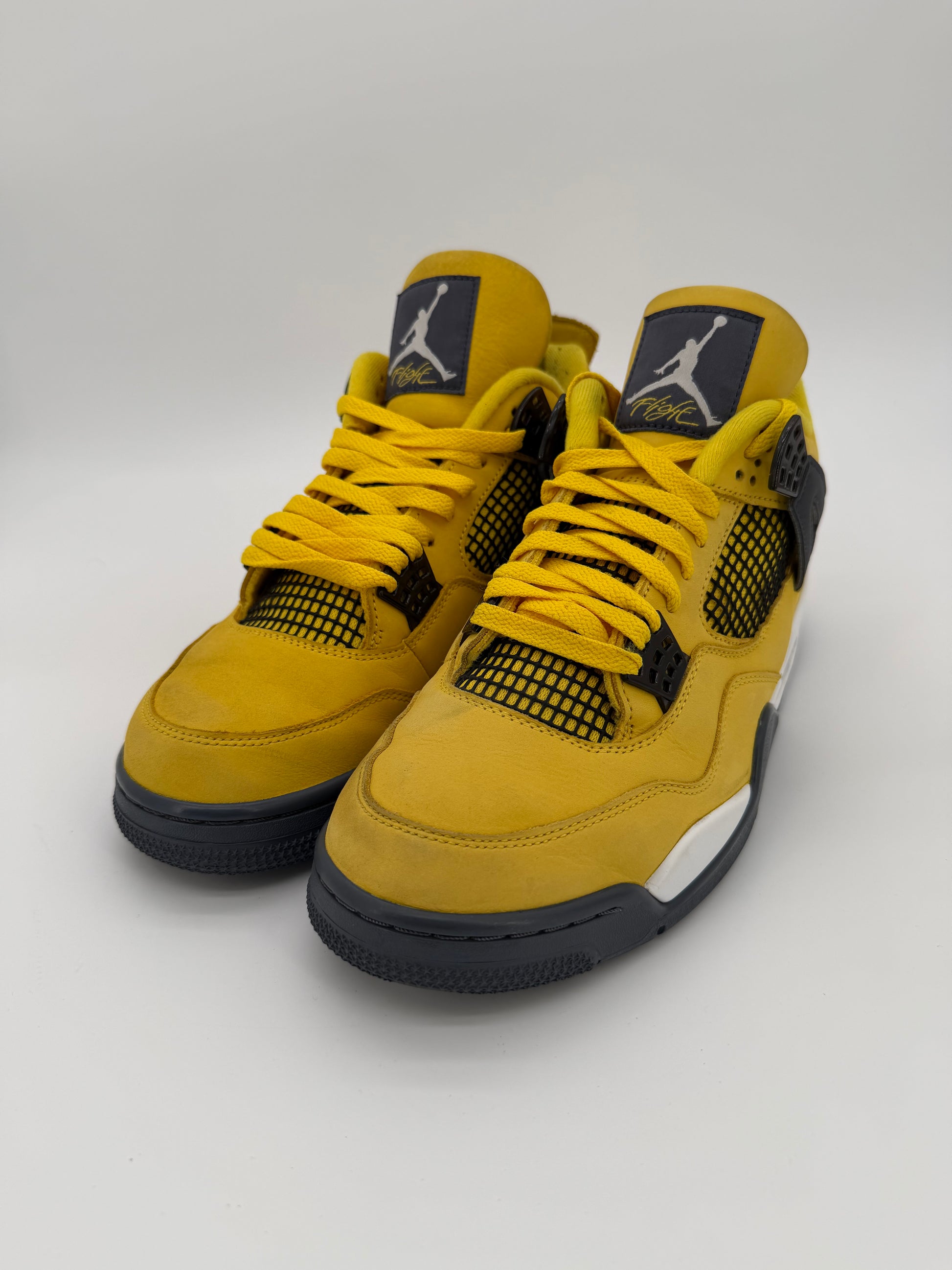 Jordan 4 Retro Lightning (2021)