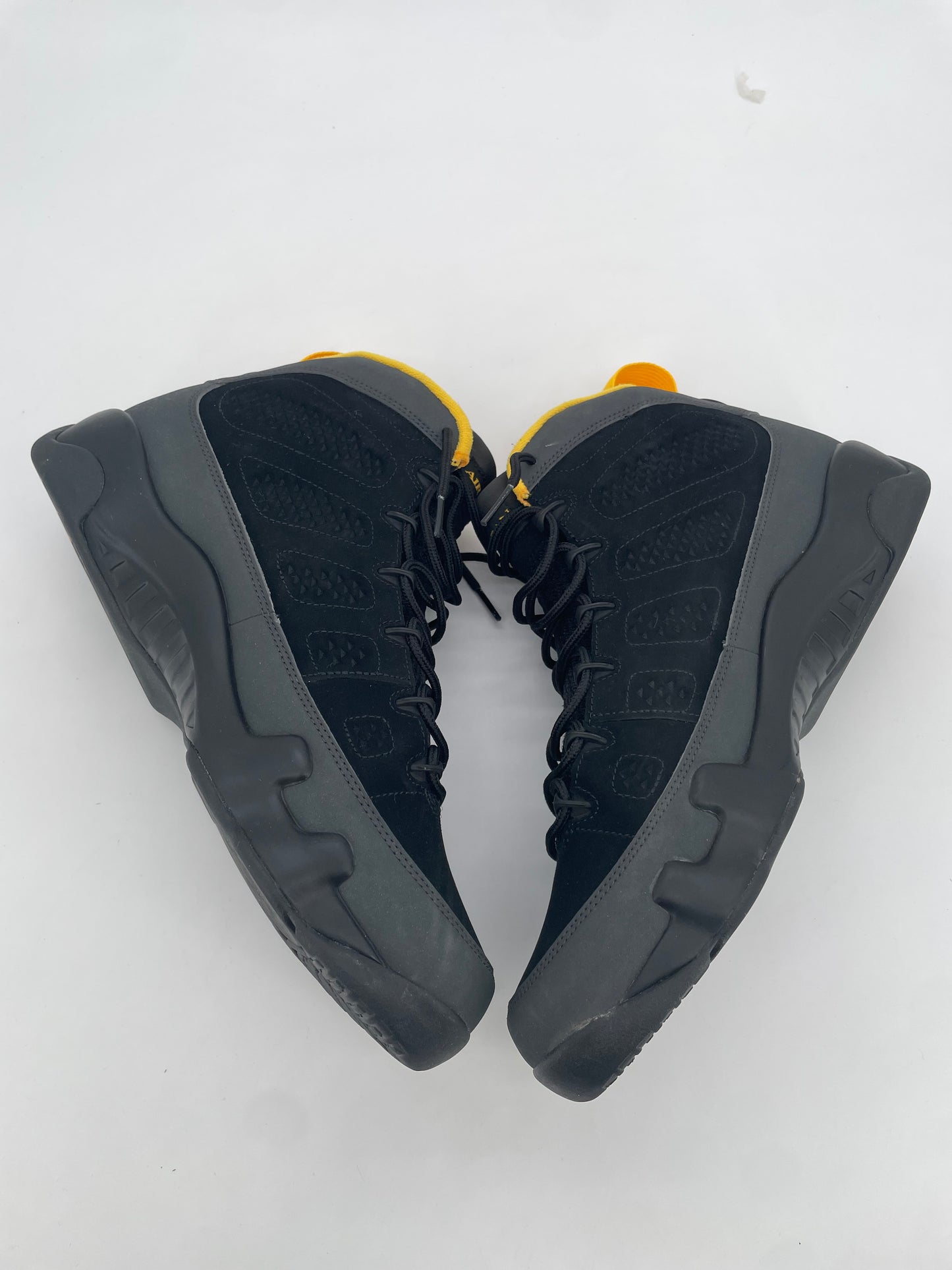 Jordan 9 Retro Dark Charcoal University Gold
