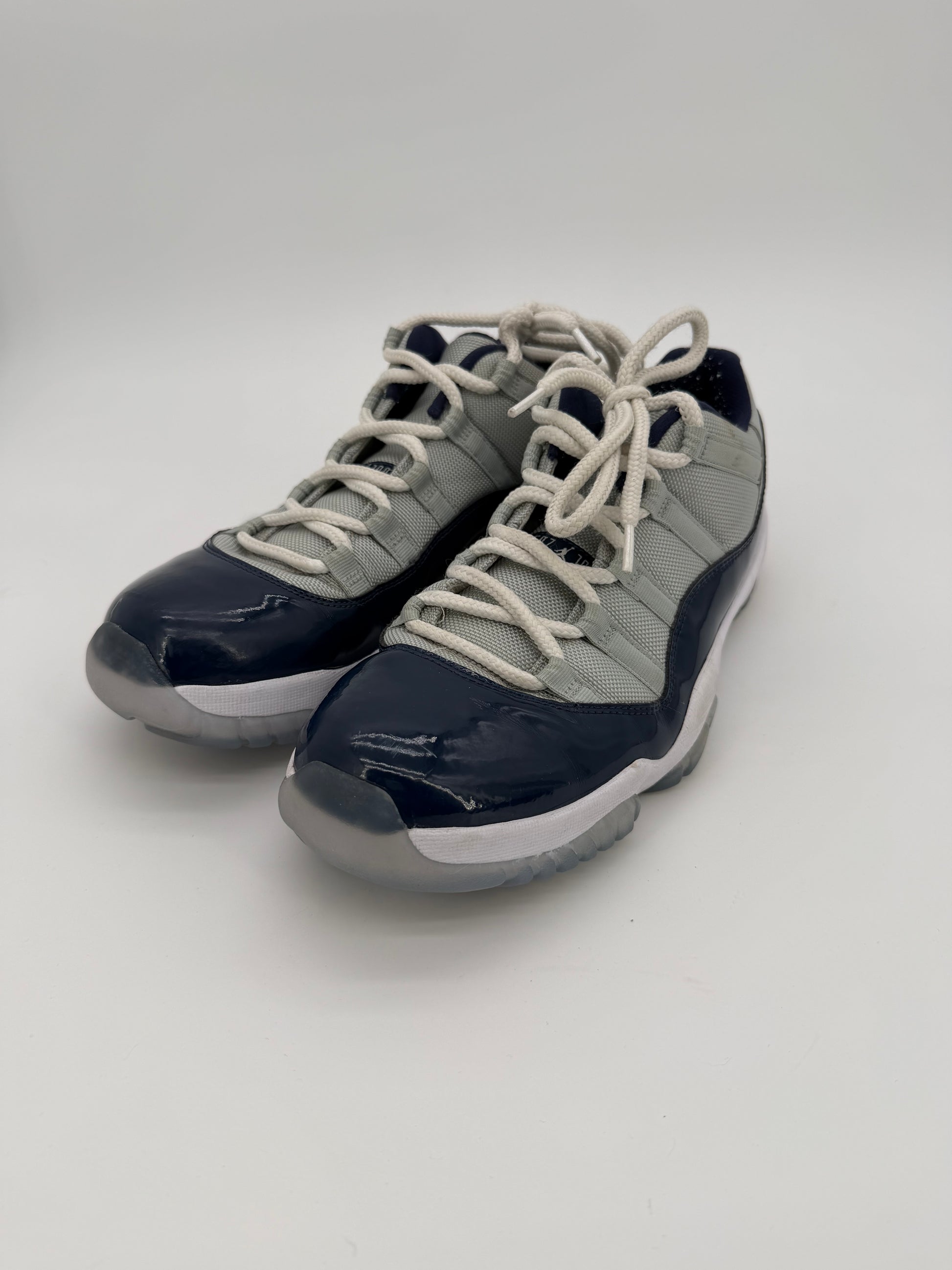 Jordan 11 Retro Low Georgetown