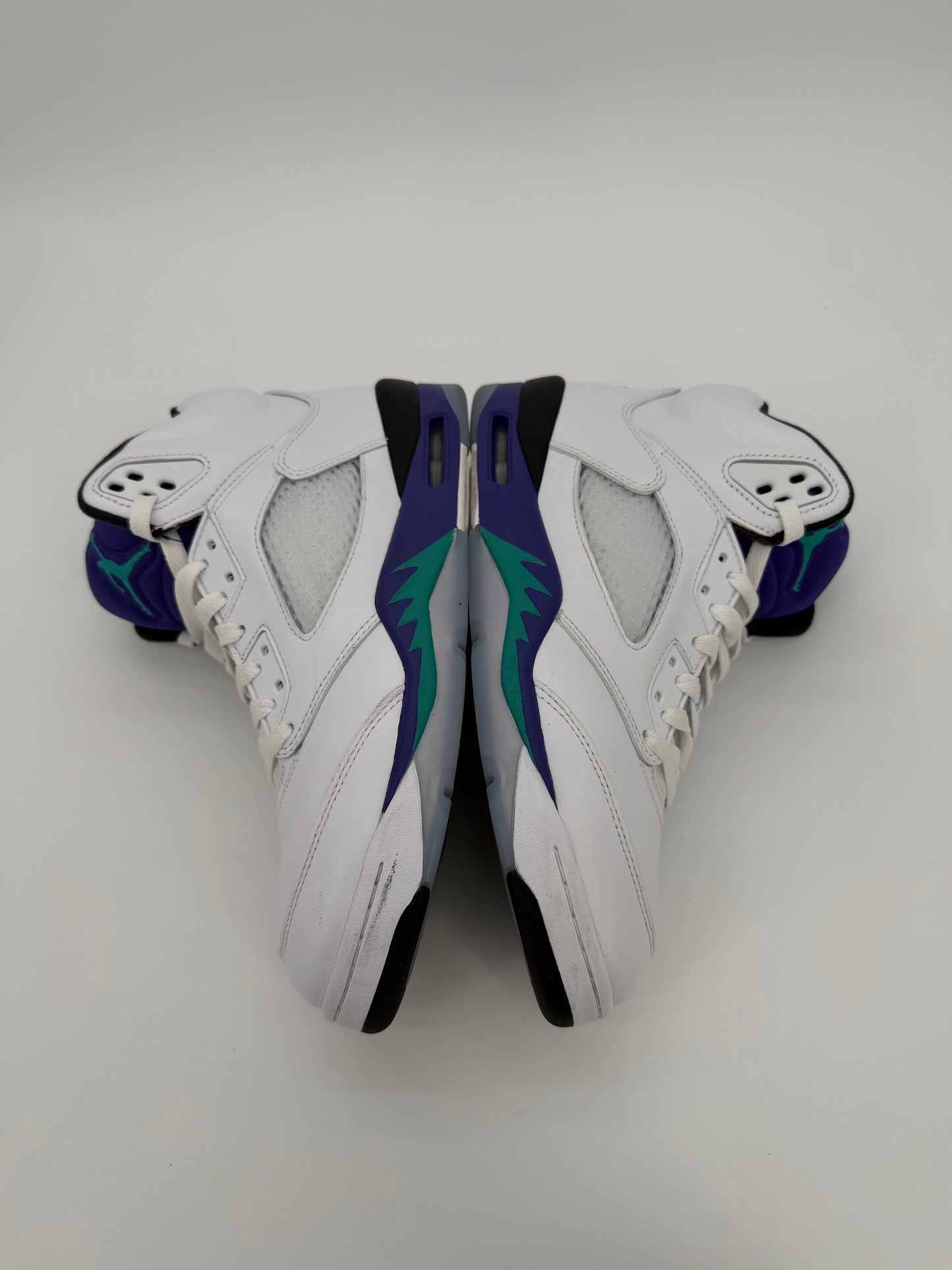 Jordan 5 Retro Grape (2025)