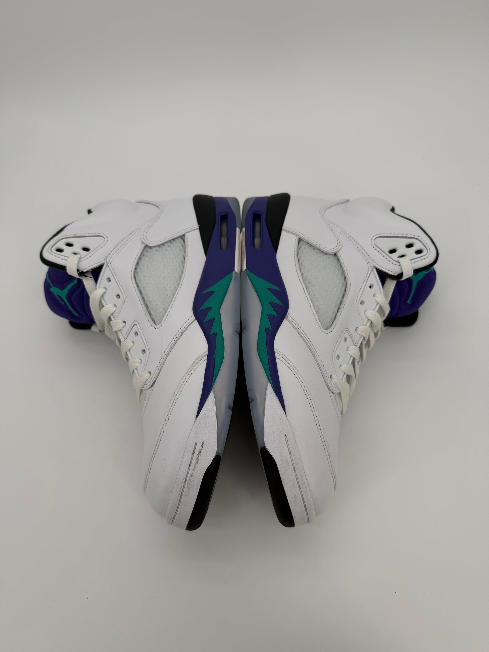 Jordan 5 Retro Grape (2025)