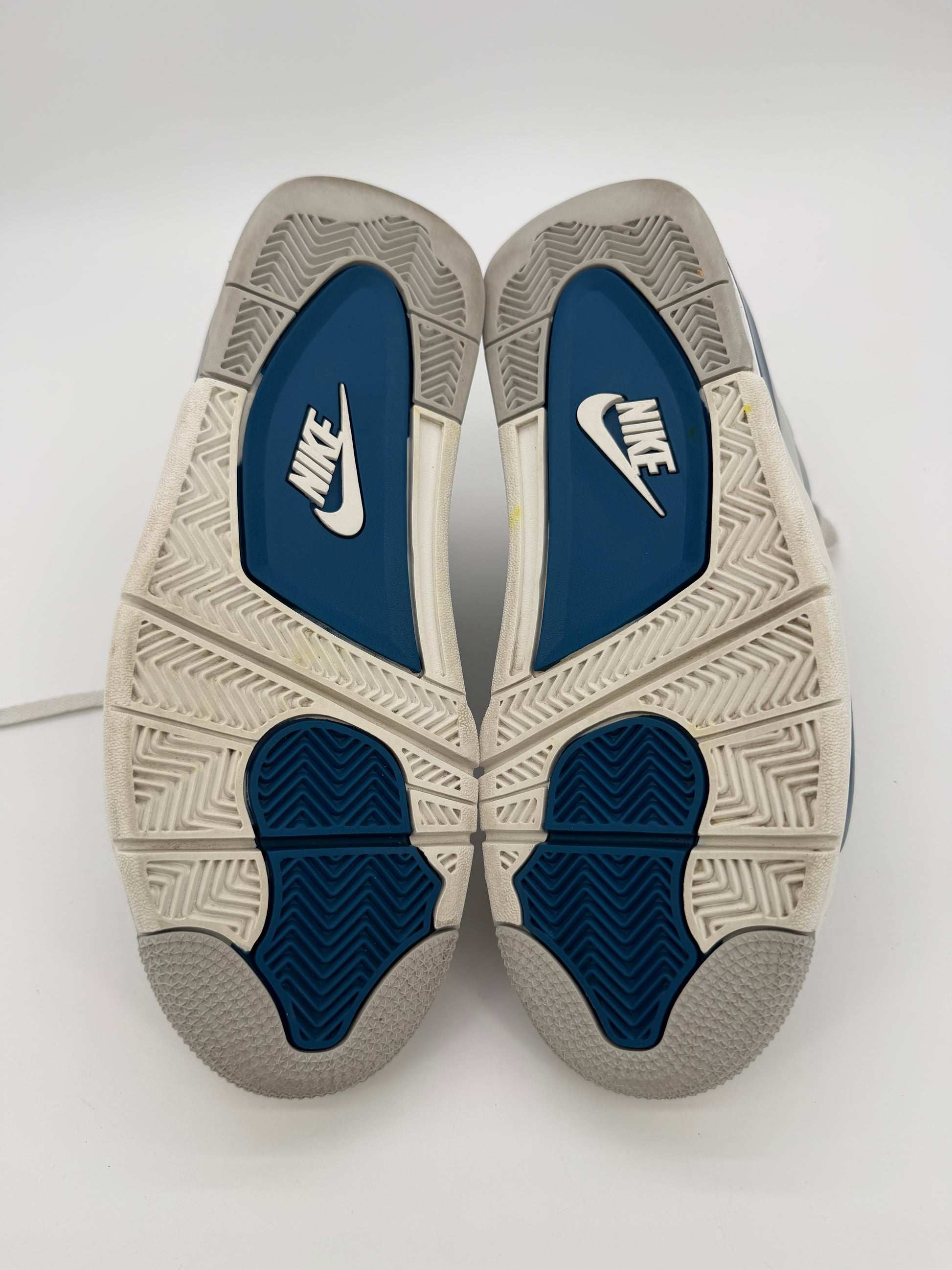 Jordan 4 Retro Military Blue (2024)