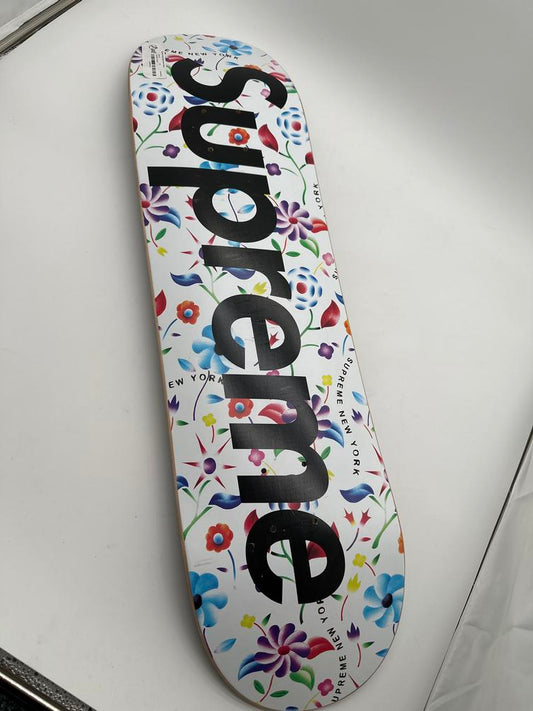 Supreme Skate Board Flower White