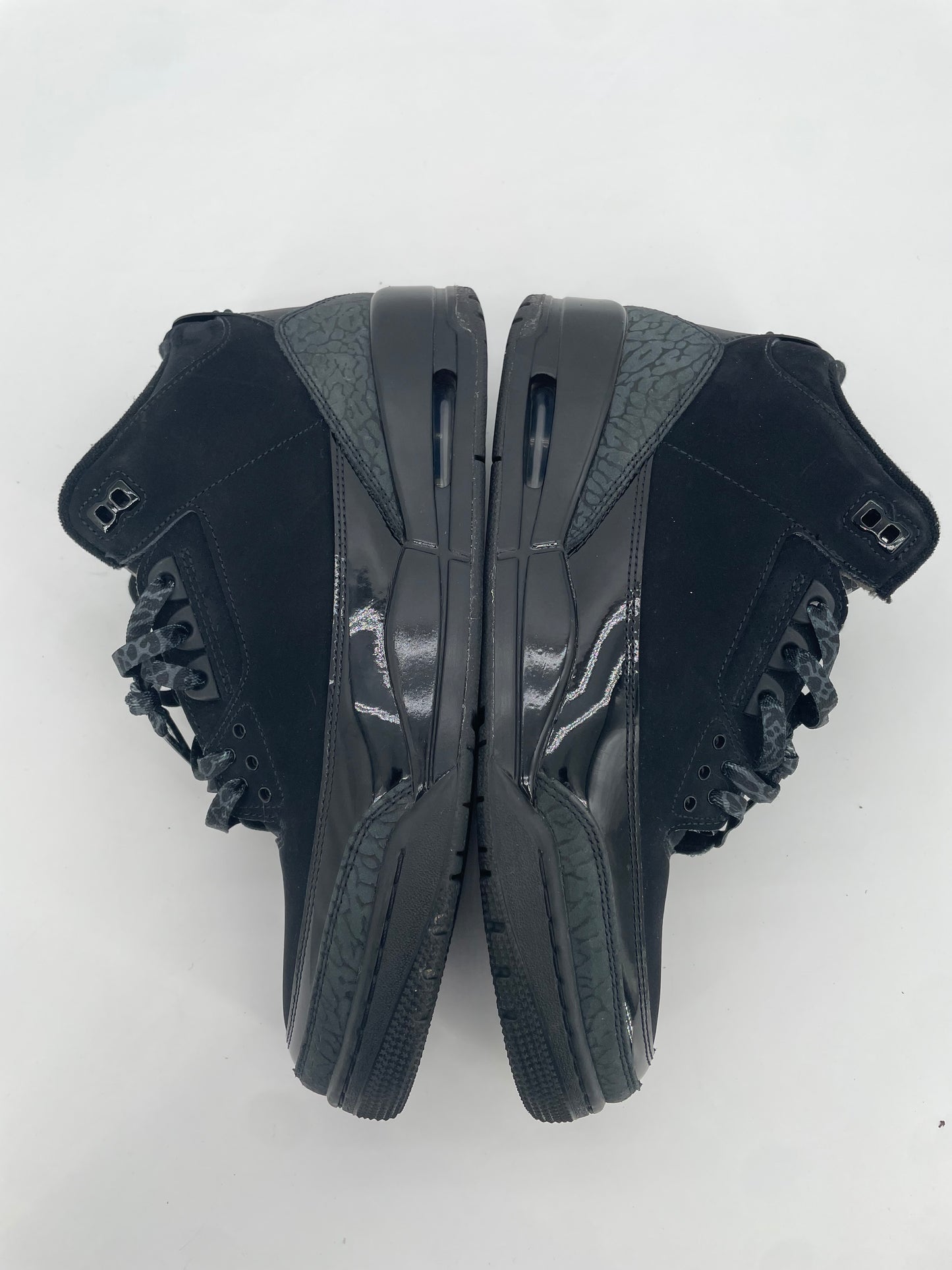 Jordan 3 Retro Black Cat (2025)