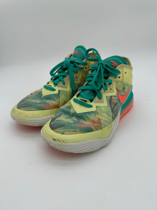 Nike LeBron 18 Low LeBronald Palmer