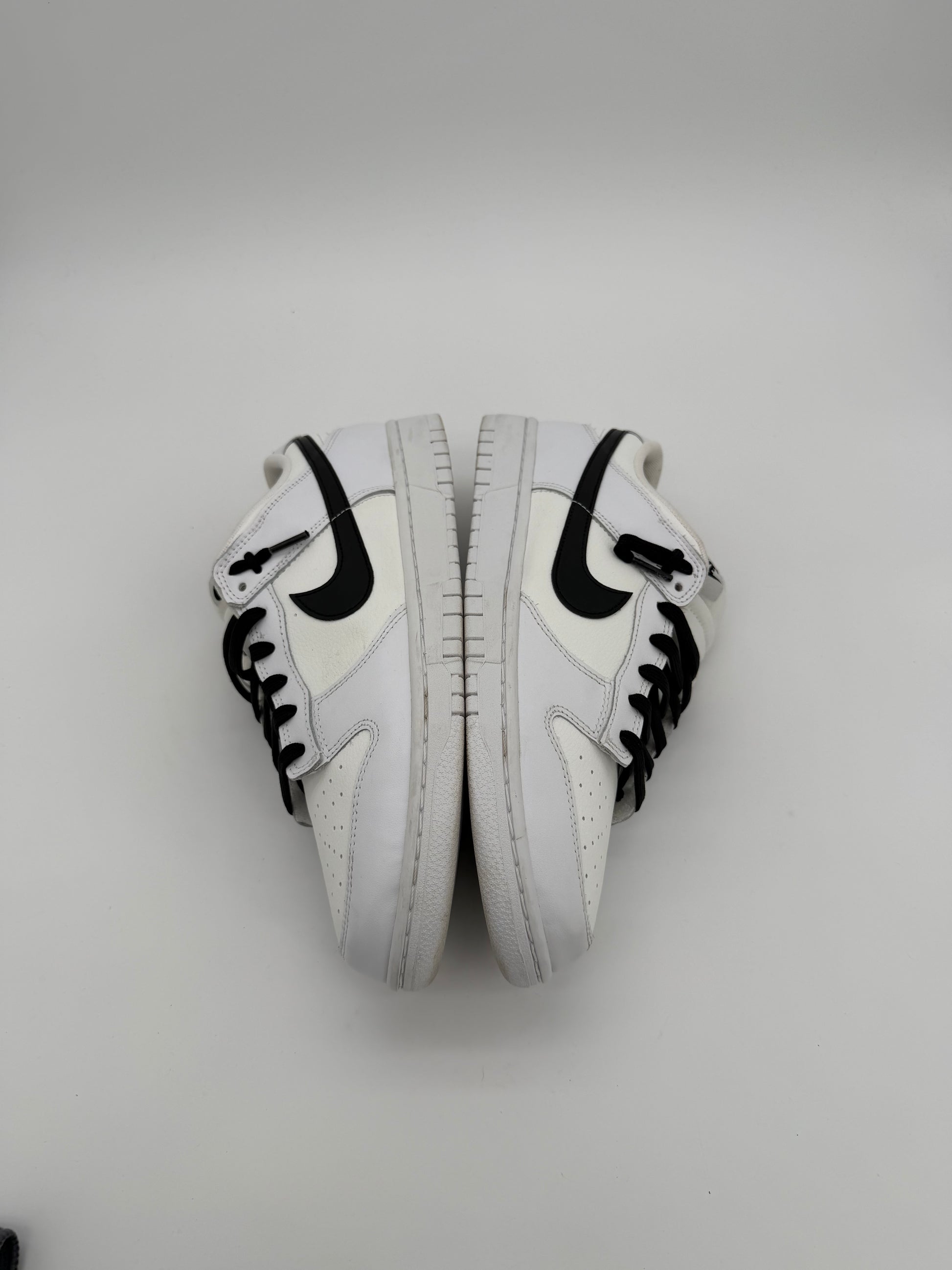 Nike Dunk Low Reverse Panda