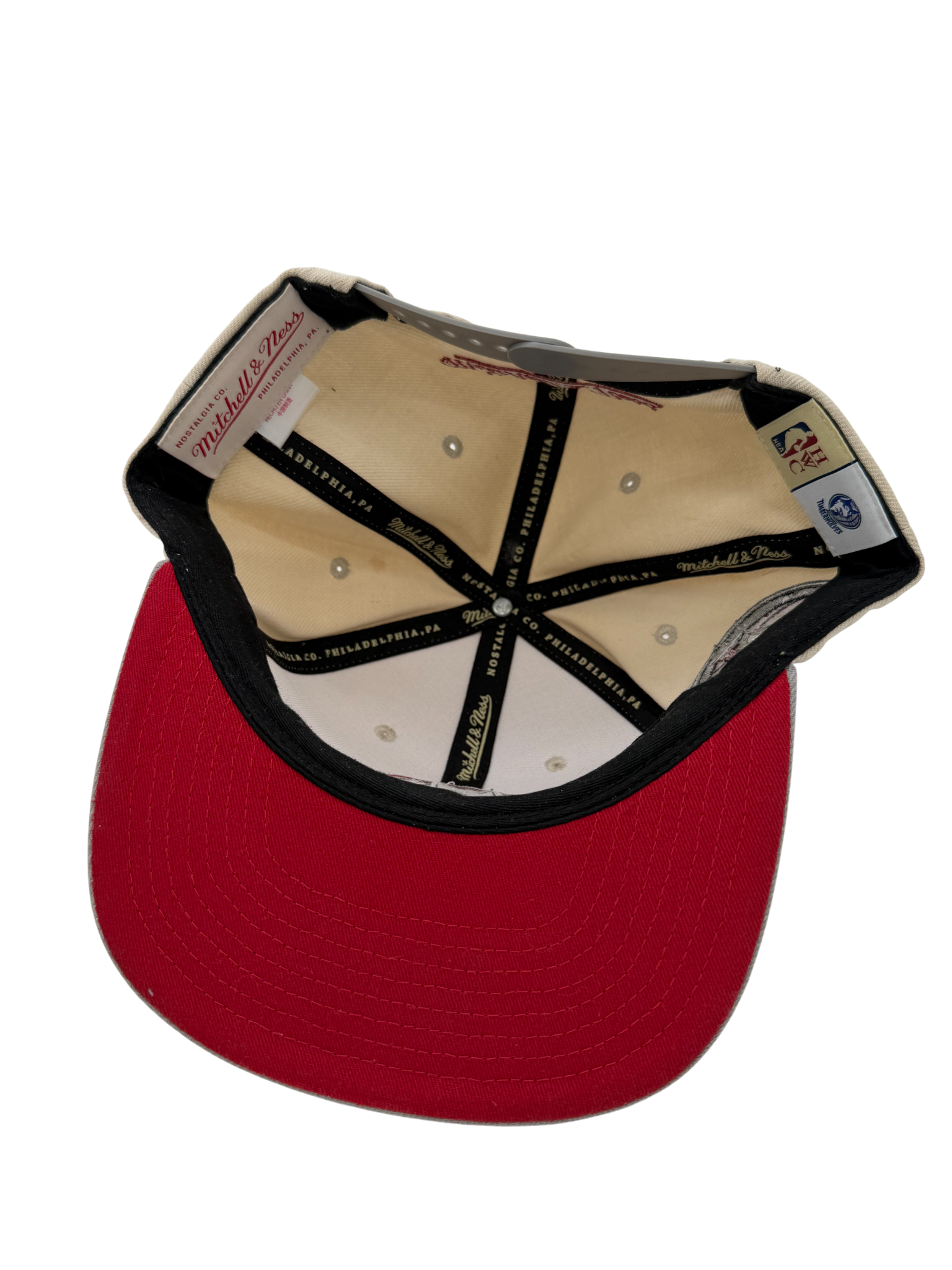 Mitchell And Ness T-Wolves Snapback Cream/Red