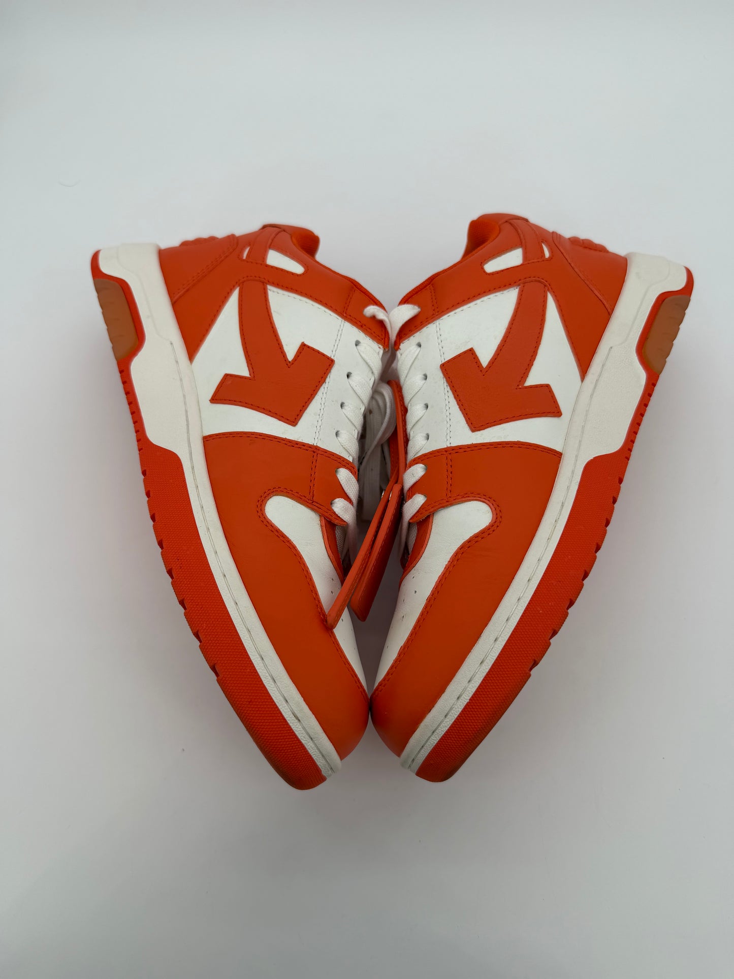 OFF-WHITE Out Of Office OOO Low Tops White Orange