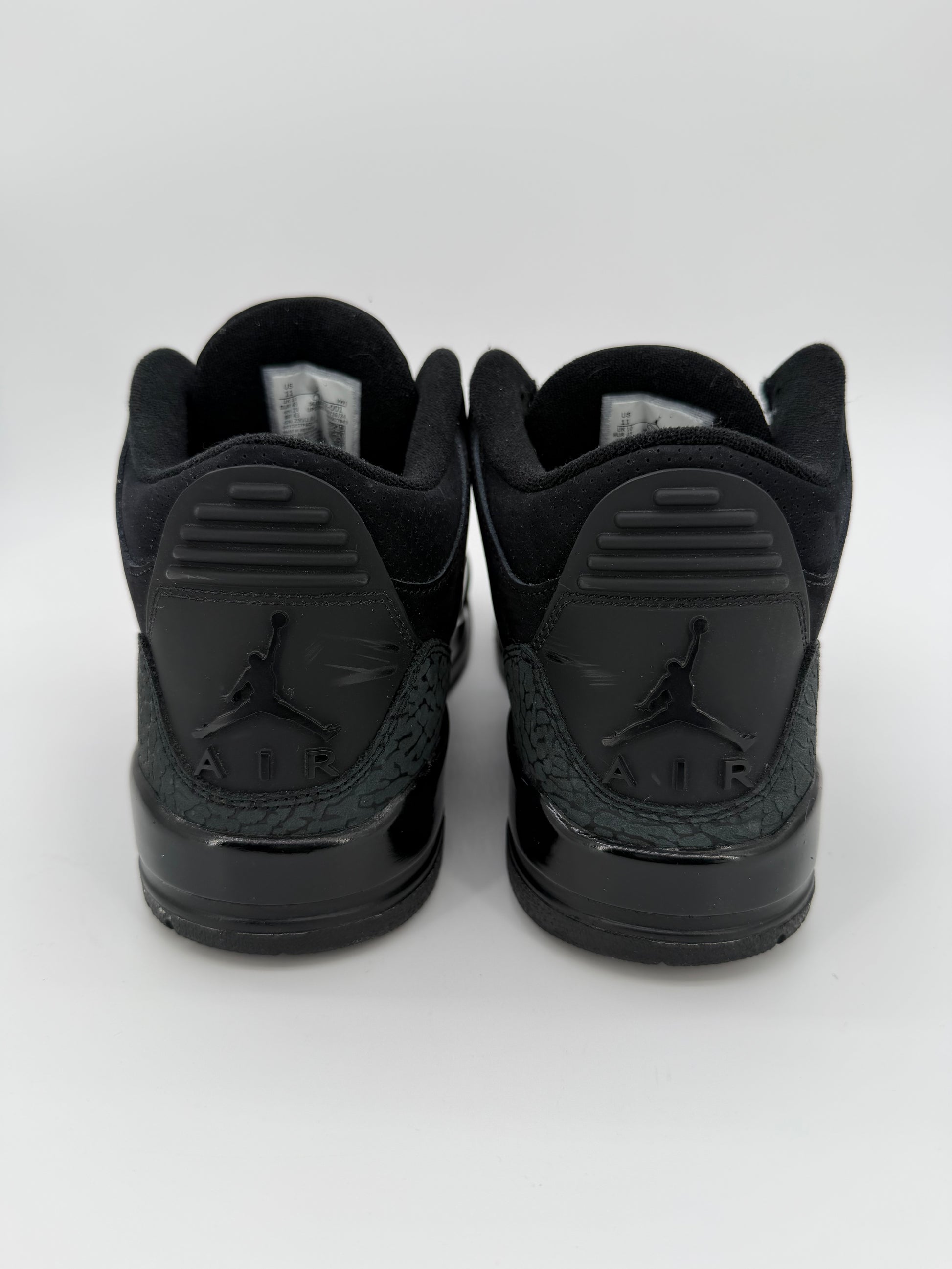Jordan 3 Retro Black Cat (2025)