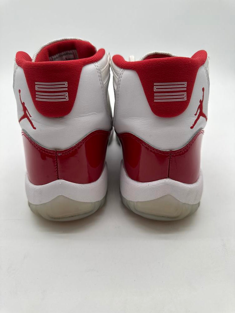 Jordan 11 Retro Cherry (2022)