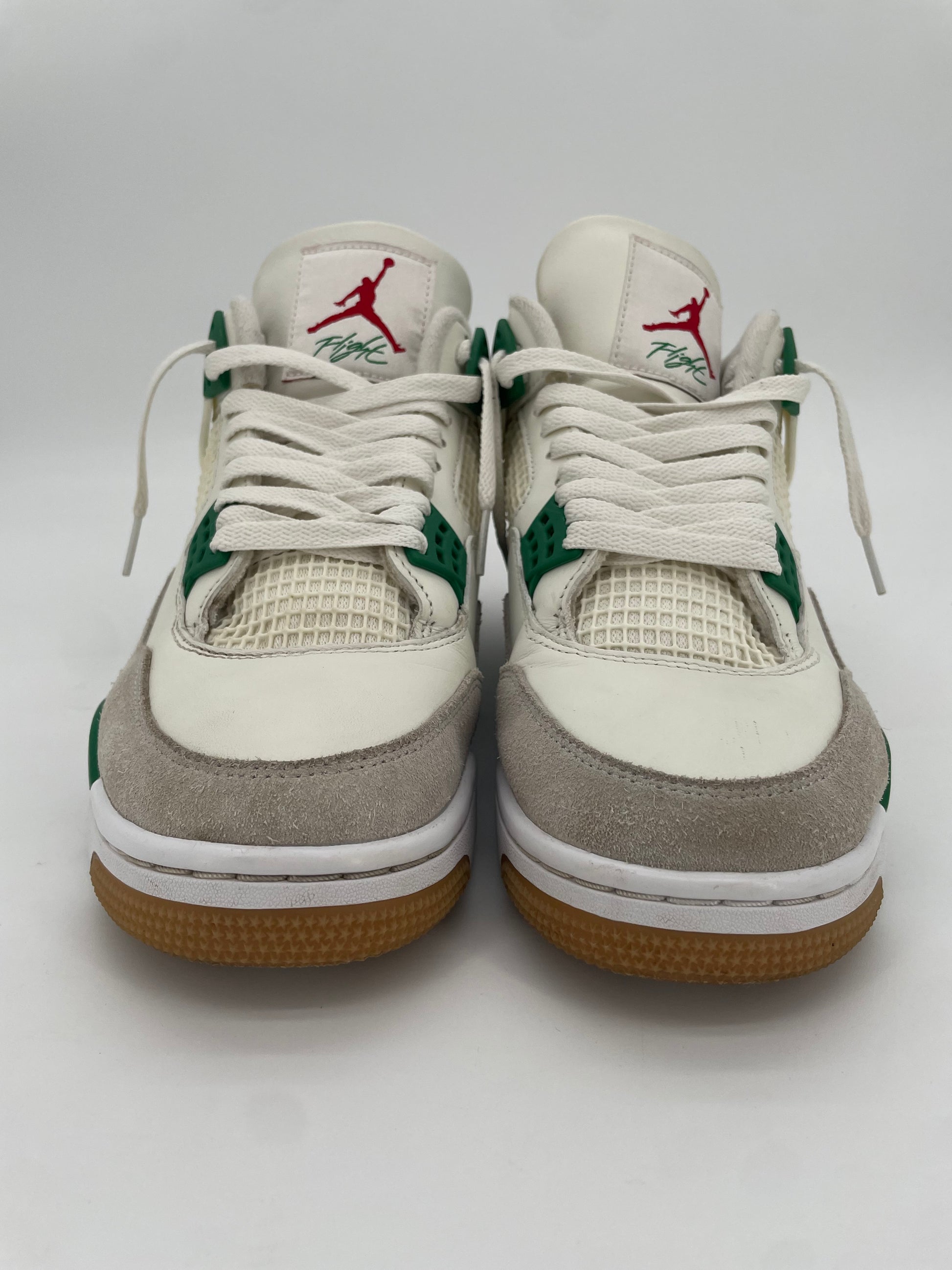 Jordan 4 Retro SB Pine Green