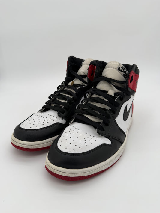 Jordan 1 Retro Black Toe (2016)