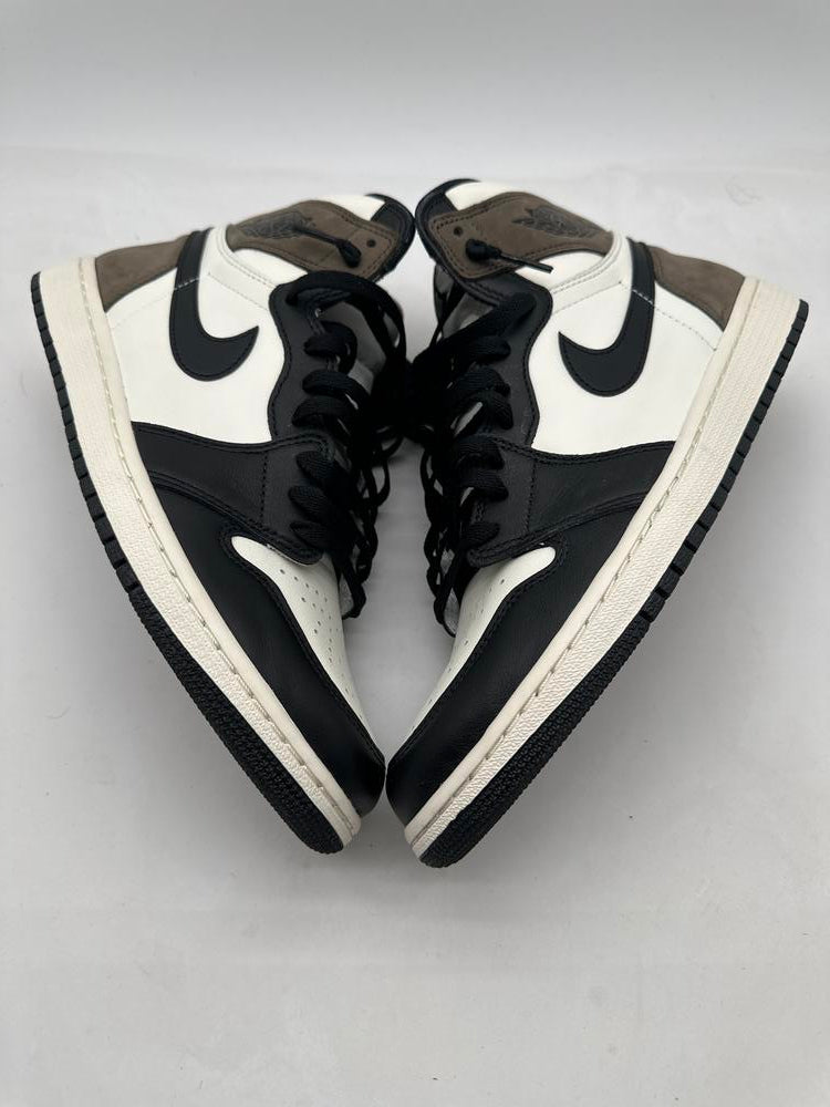 Jordan 1 Retro High Dark Mocha