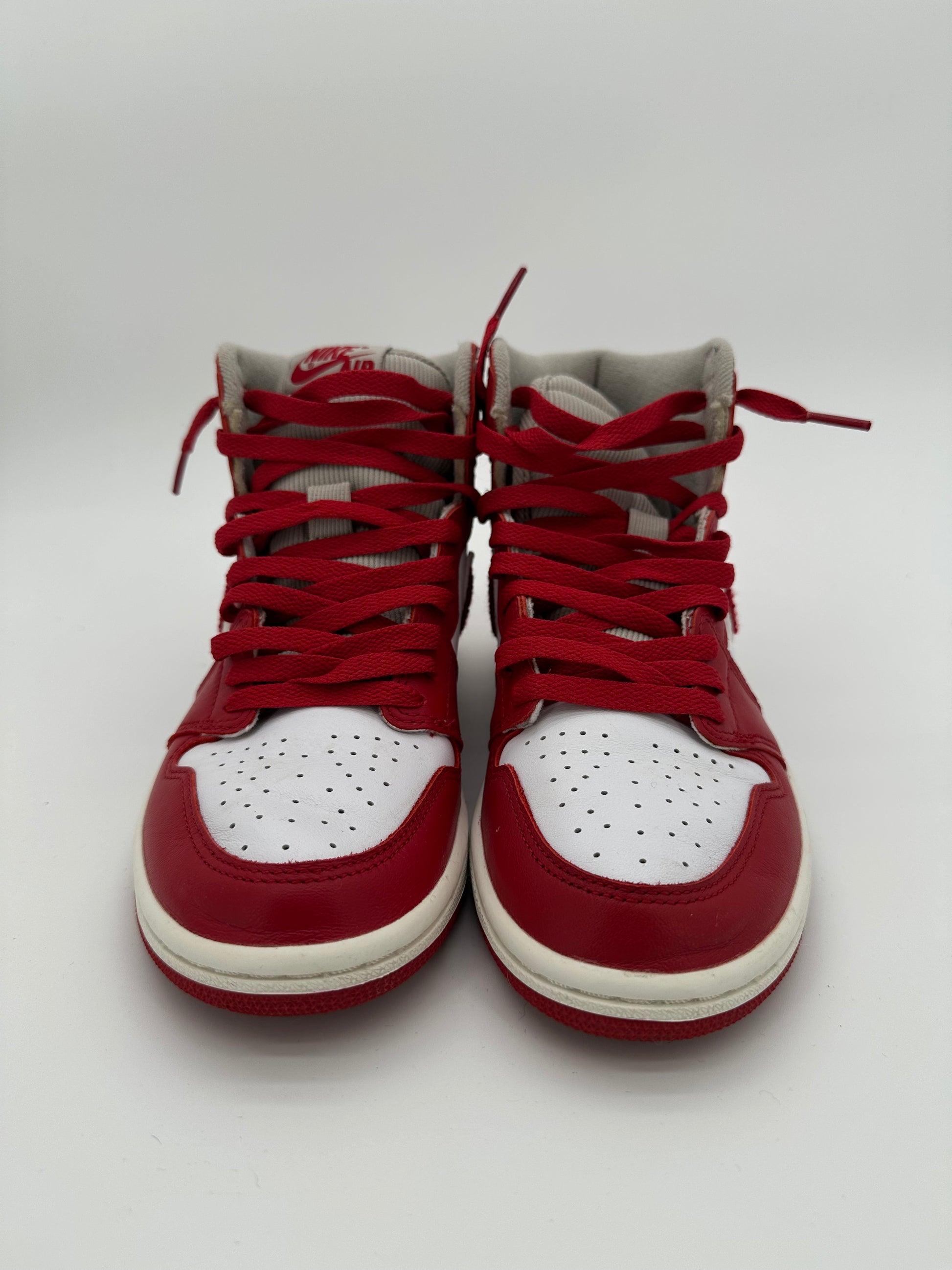 Jordan 1 Retro High OG Varsity Red (Women's)