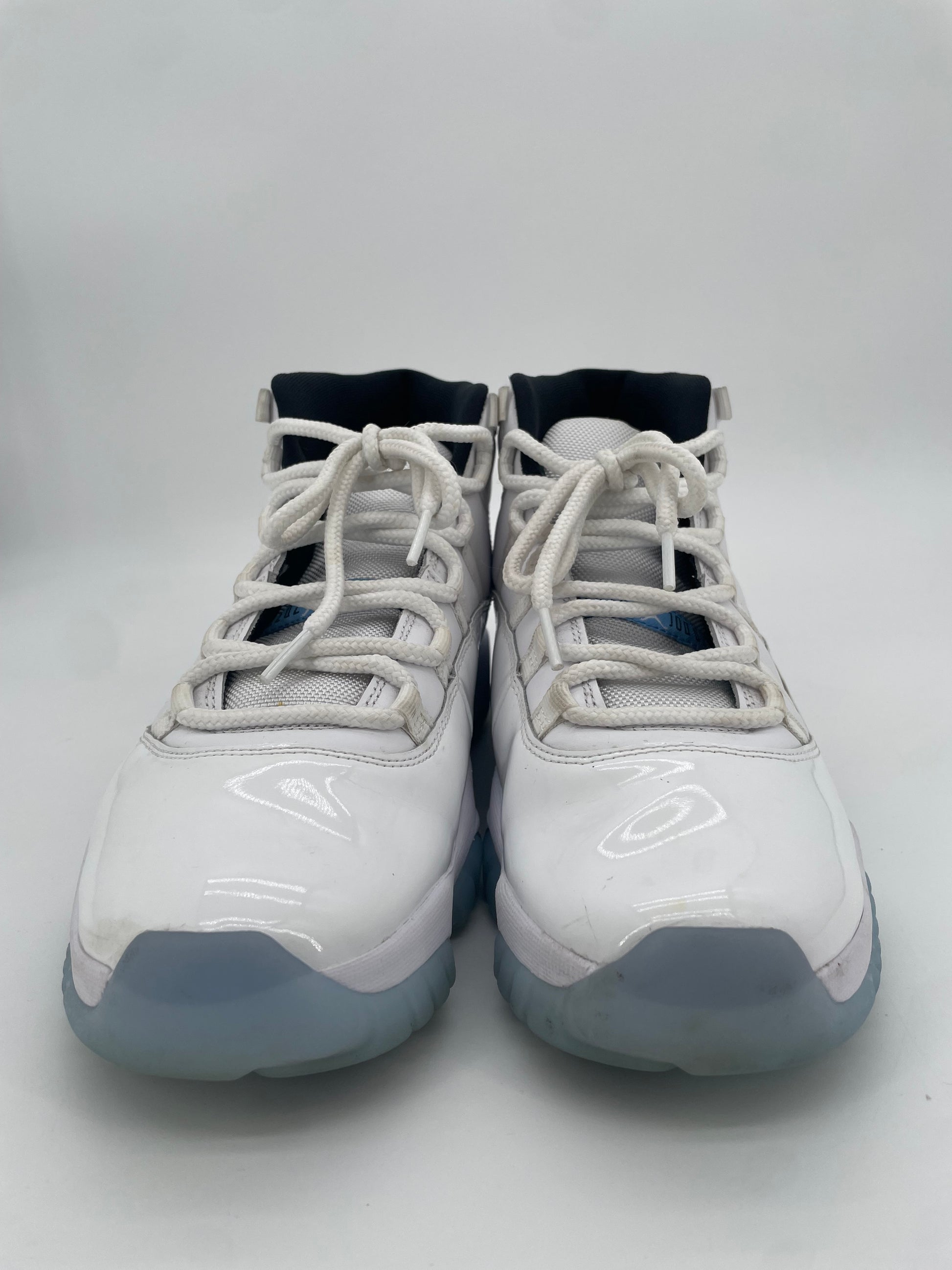 Jordan 11 Retro Legend Blue (2024)