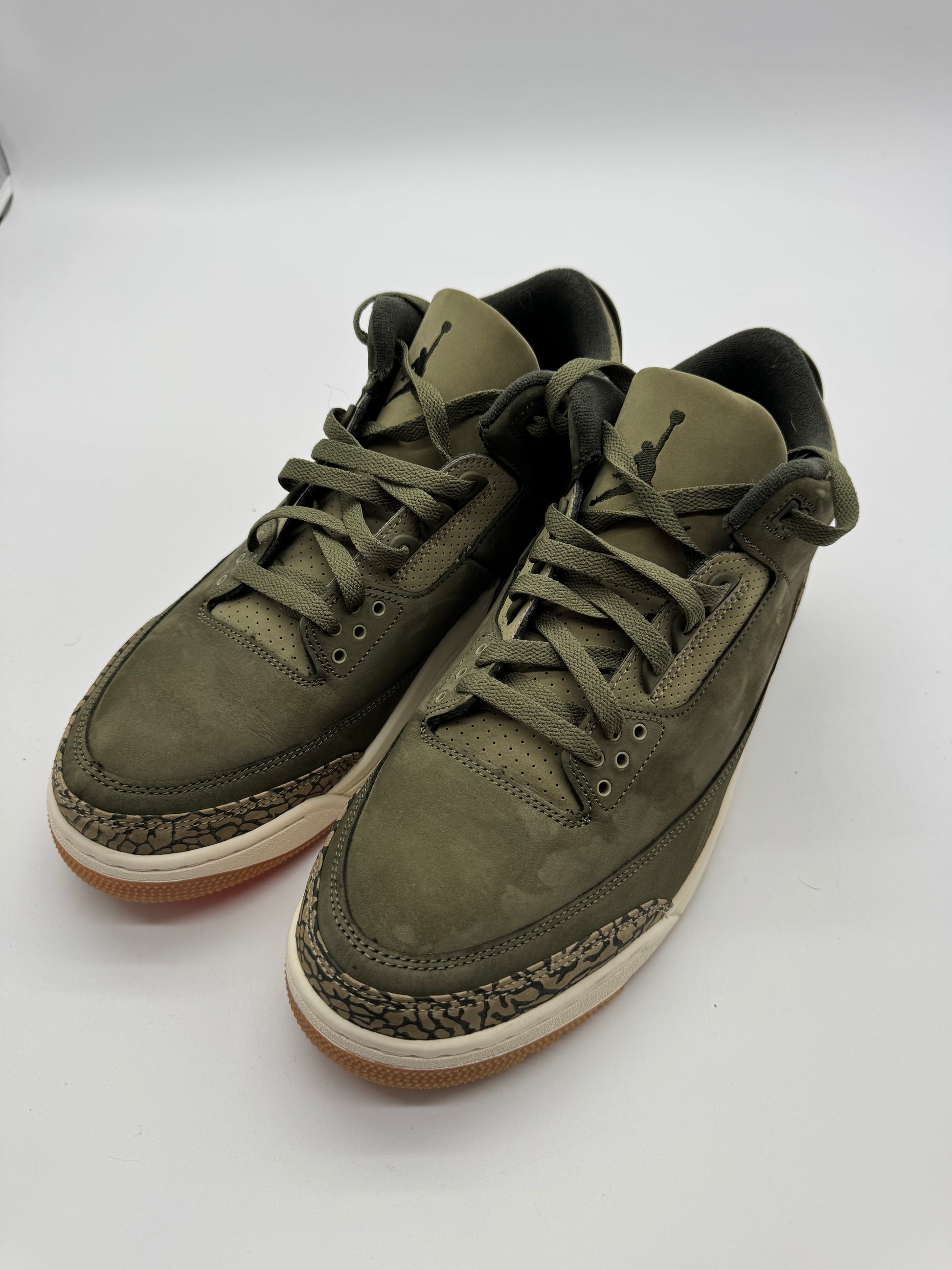 Jordan 3 Retro Family Affair