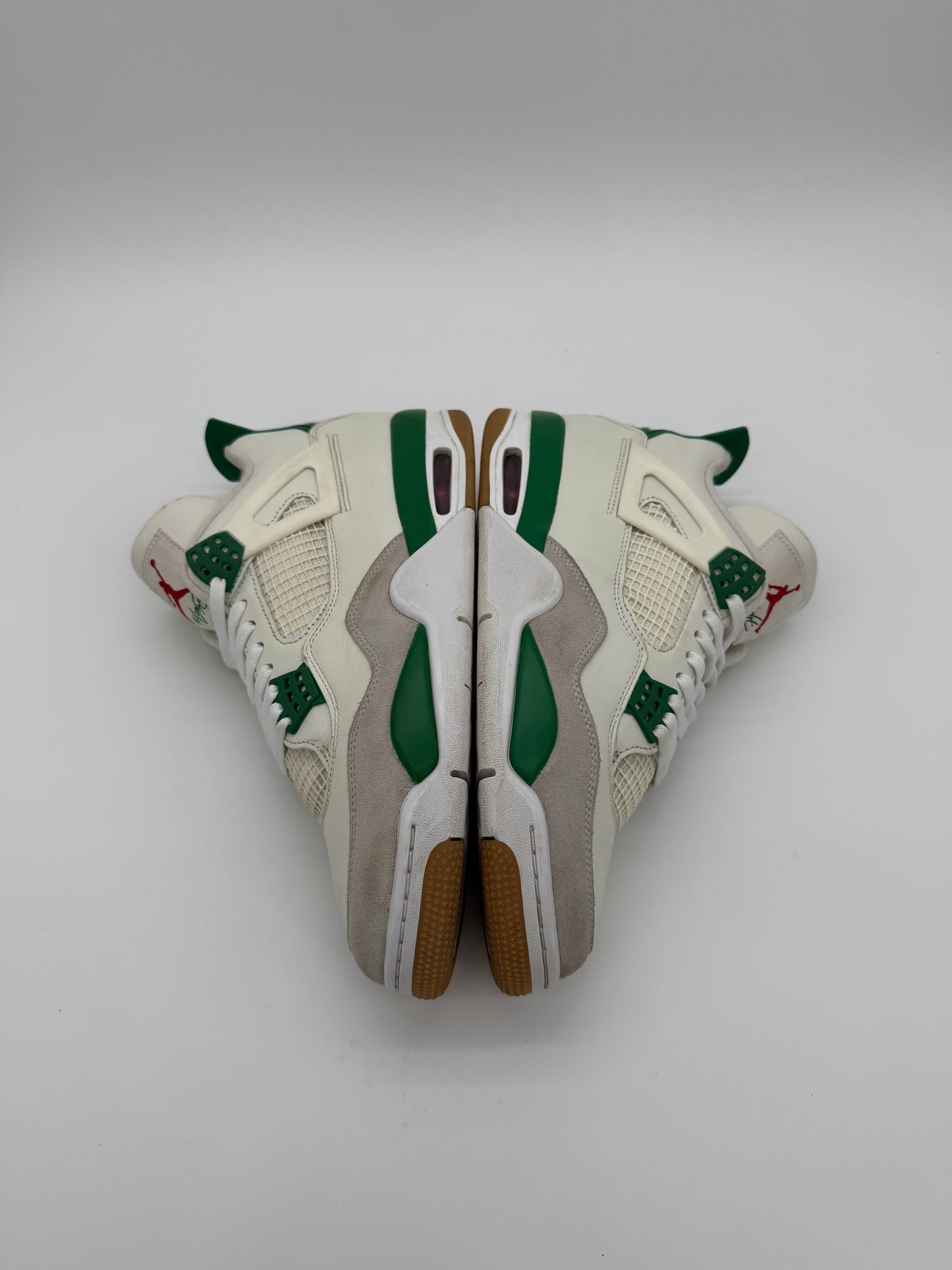 Jordan 4 Retro SB Pine Green
