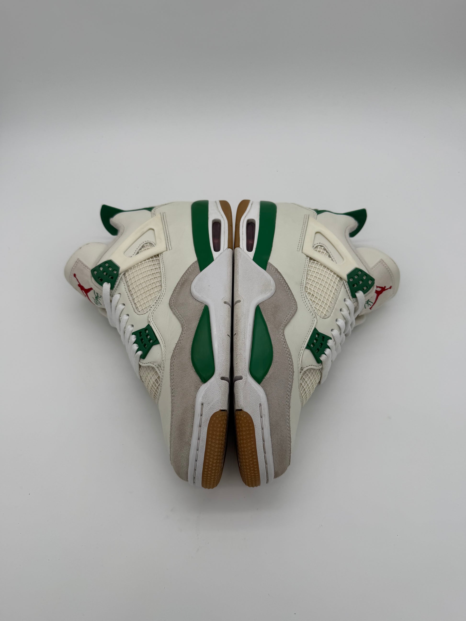 Jordan 4 Retro SB Pine Green