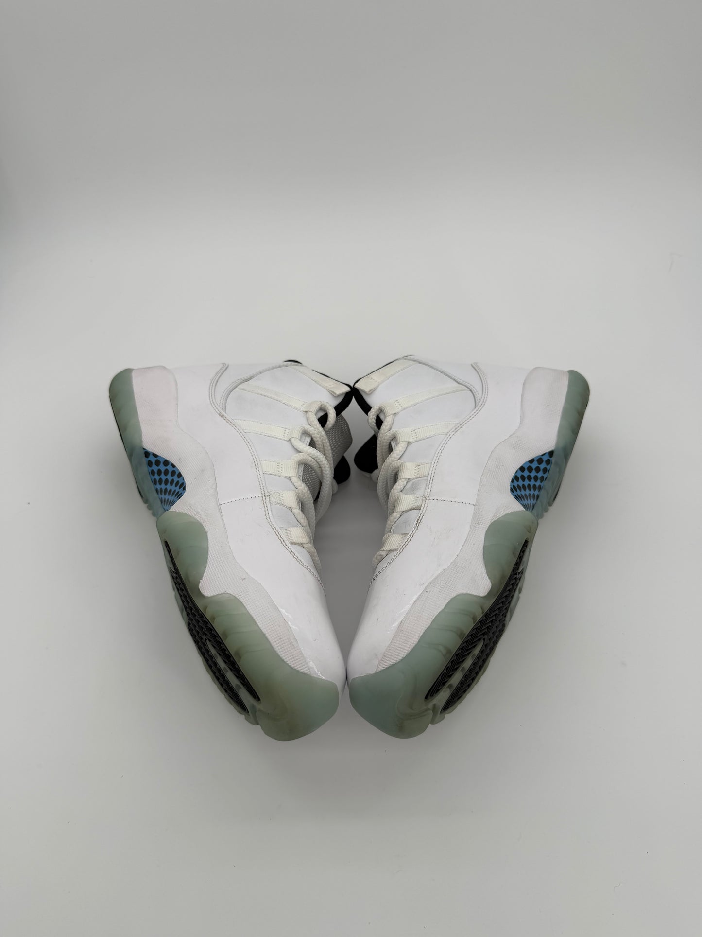 Jordan 11 Retro Legend Blue (2014)