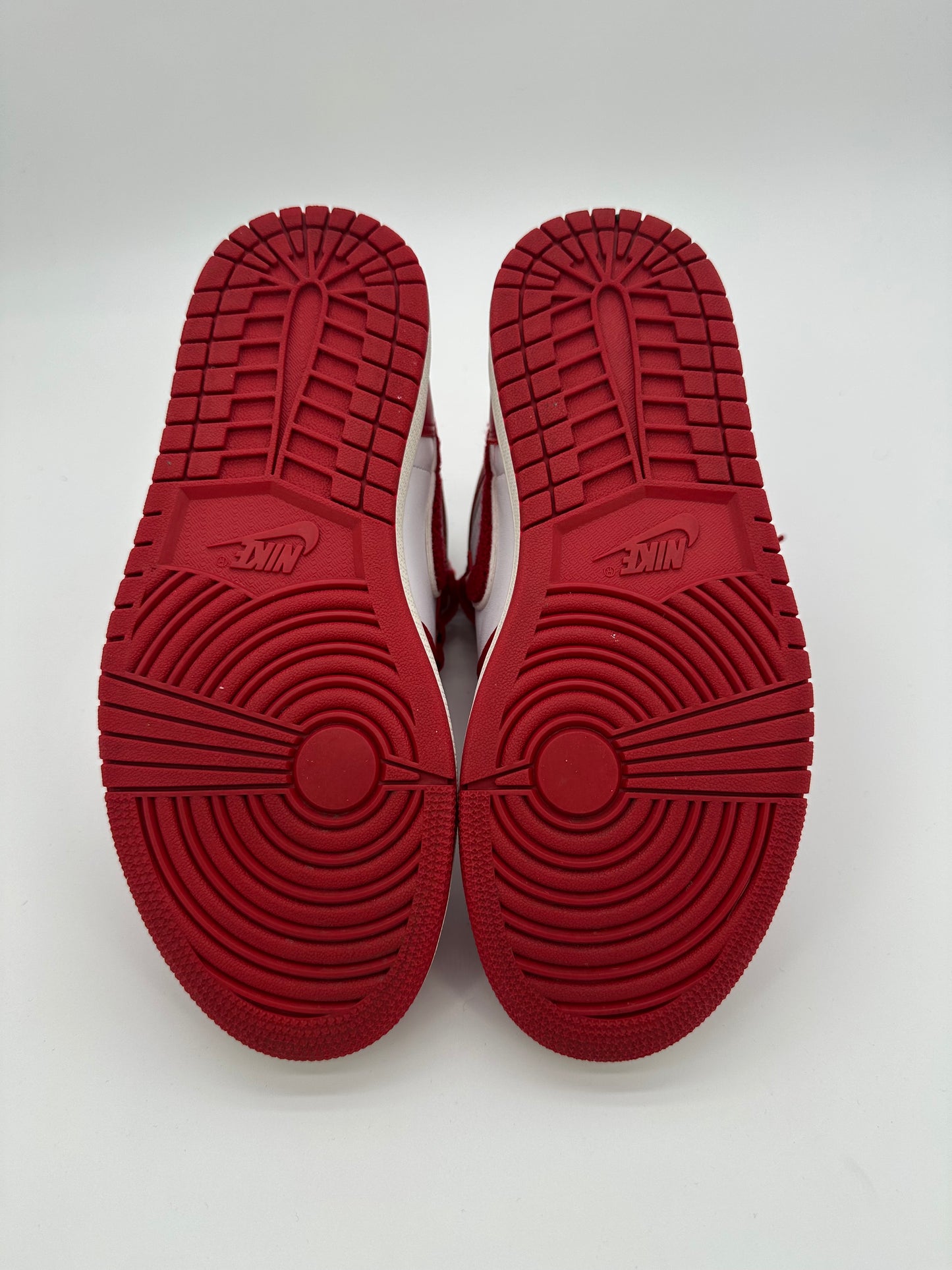 Jordan 1 Retro High OG Varsity Red (Women's)