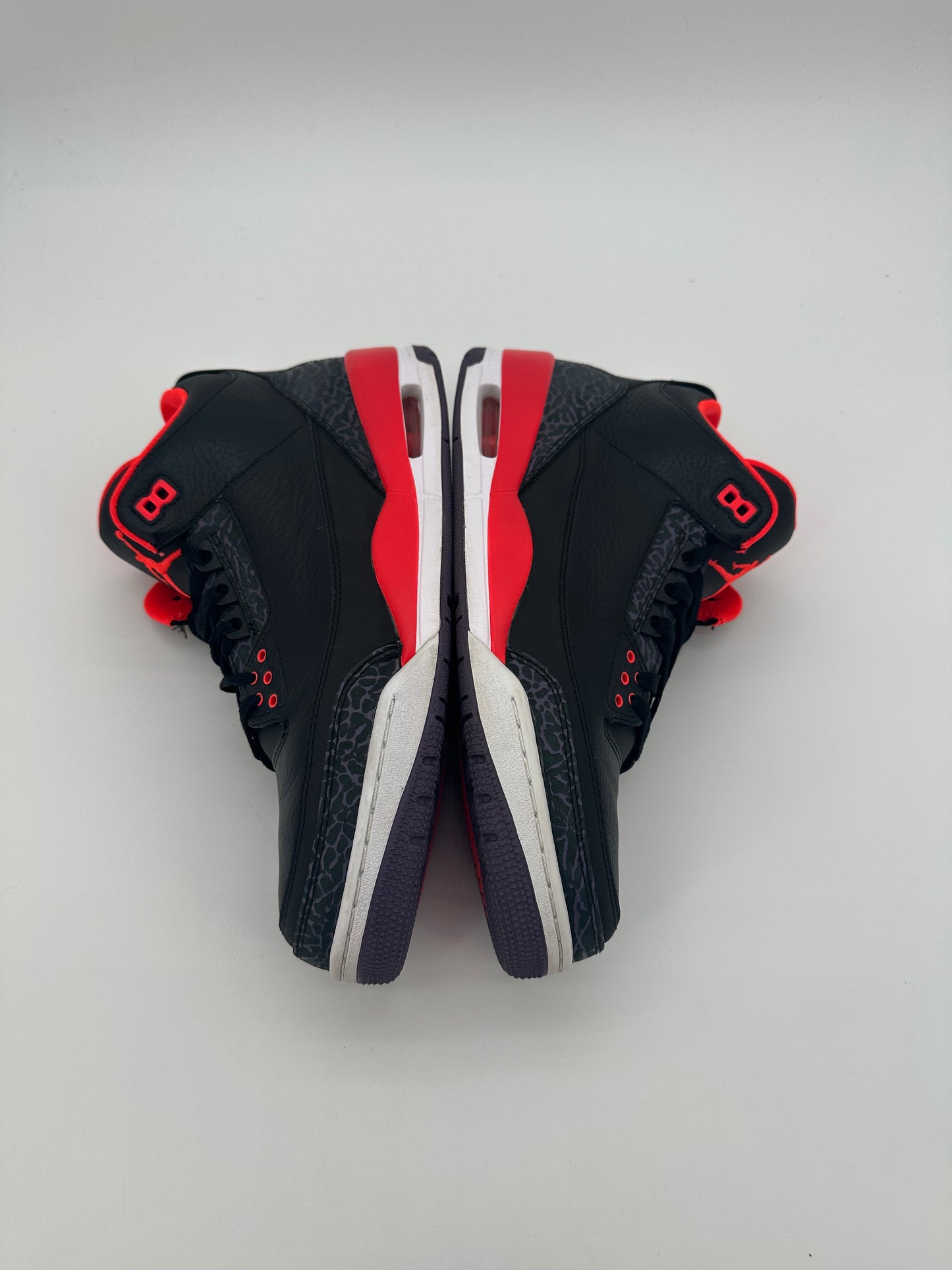 Jordan 3 Retro Crimson