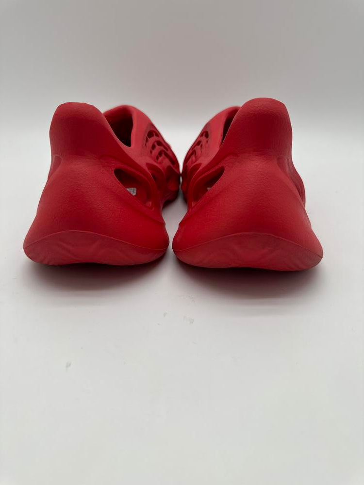 adidas Yeezy Foam RNNR Vermillion