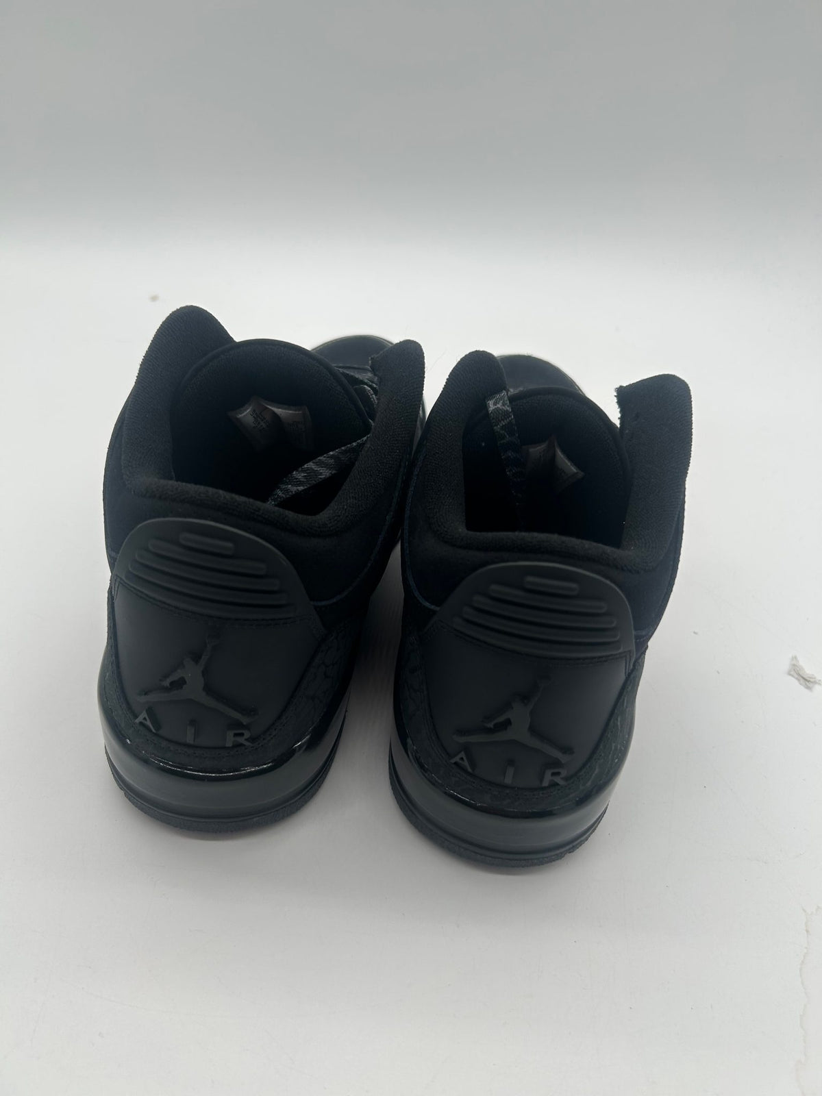 Jordan 3 Retro Black Cat (2025)