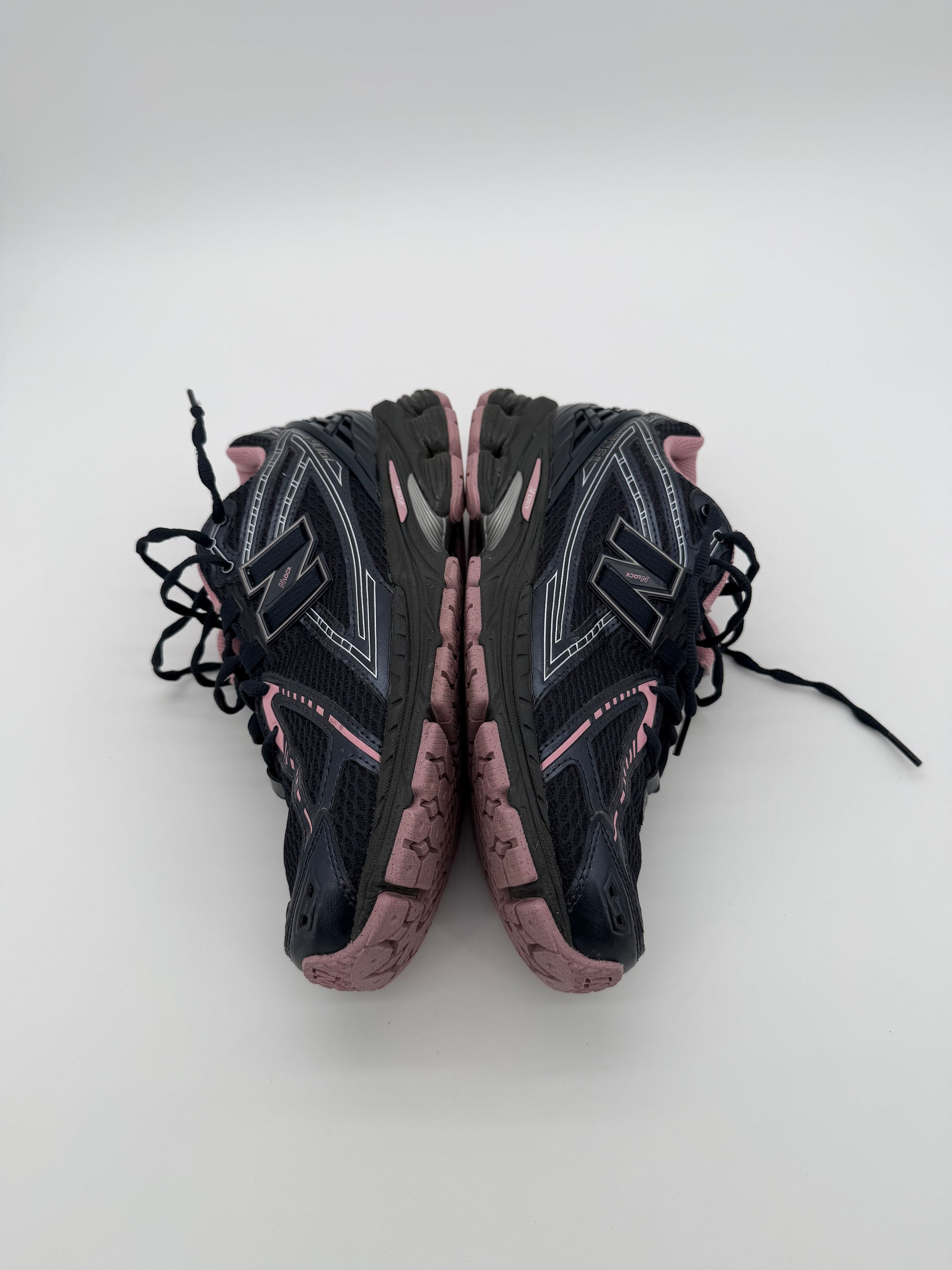 New Balance 1906R Pink Taffy