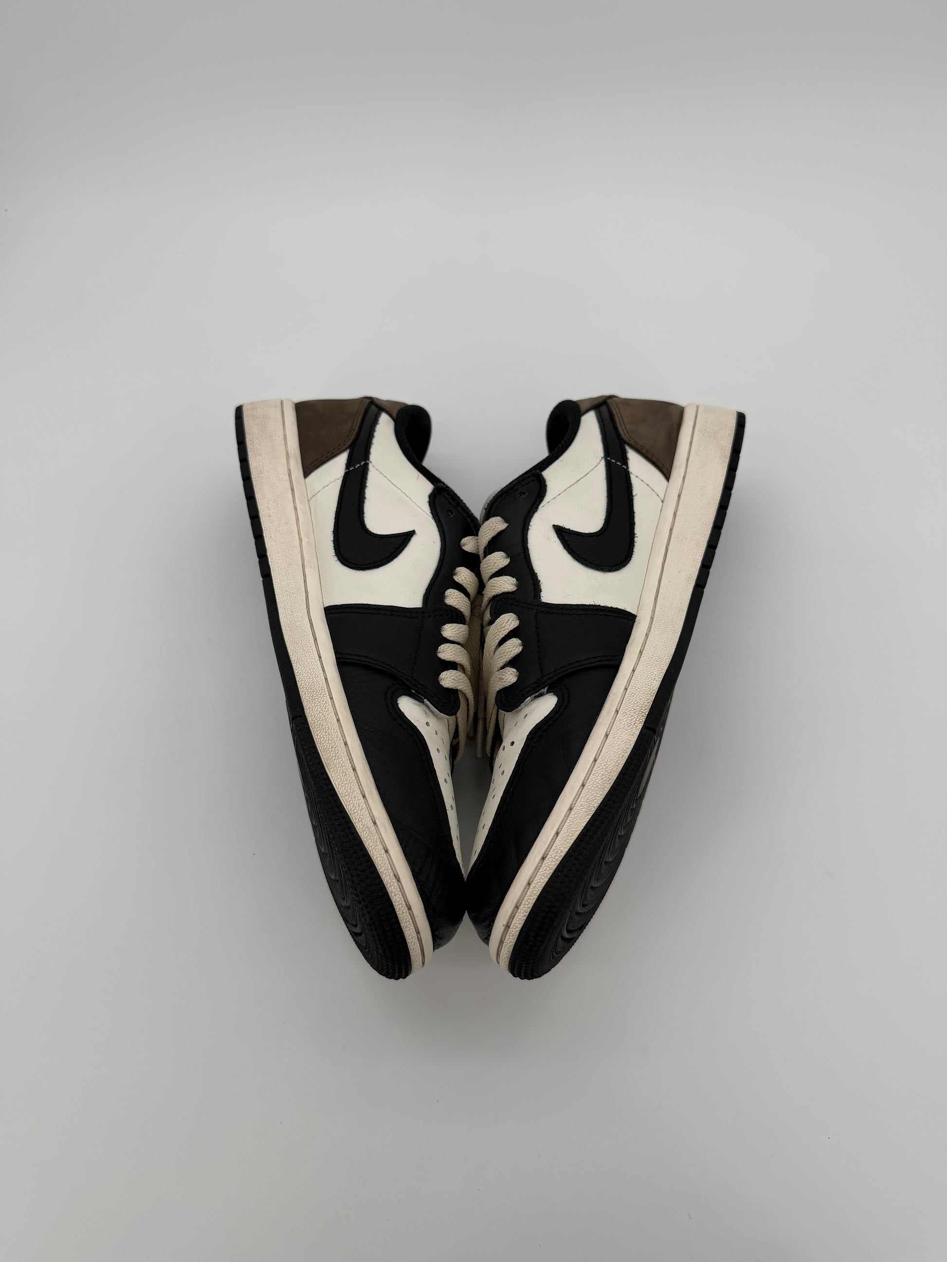 Jordan 1 Retro Low OG Mocha