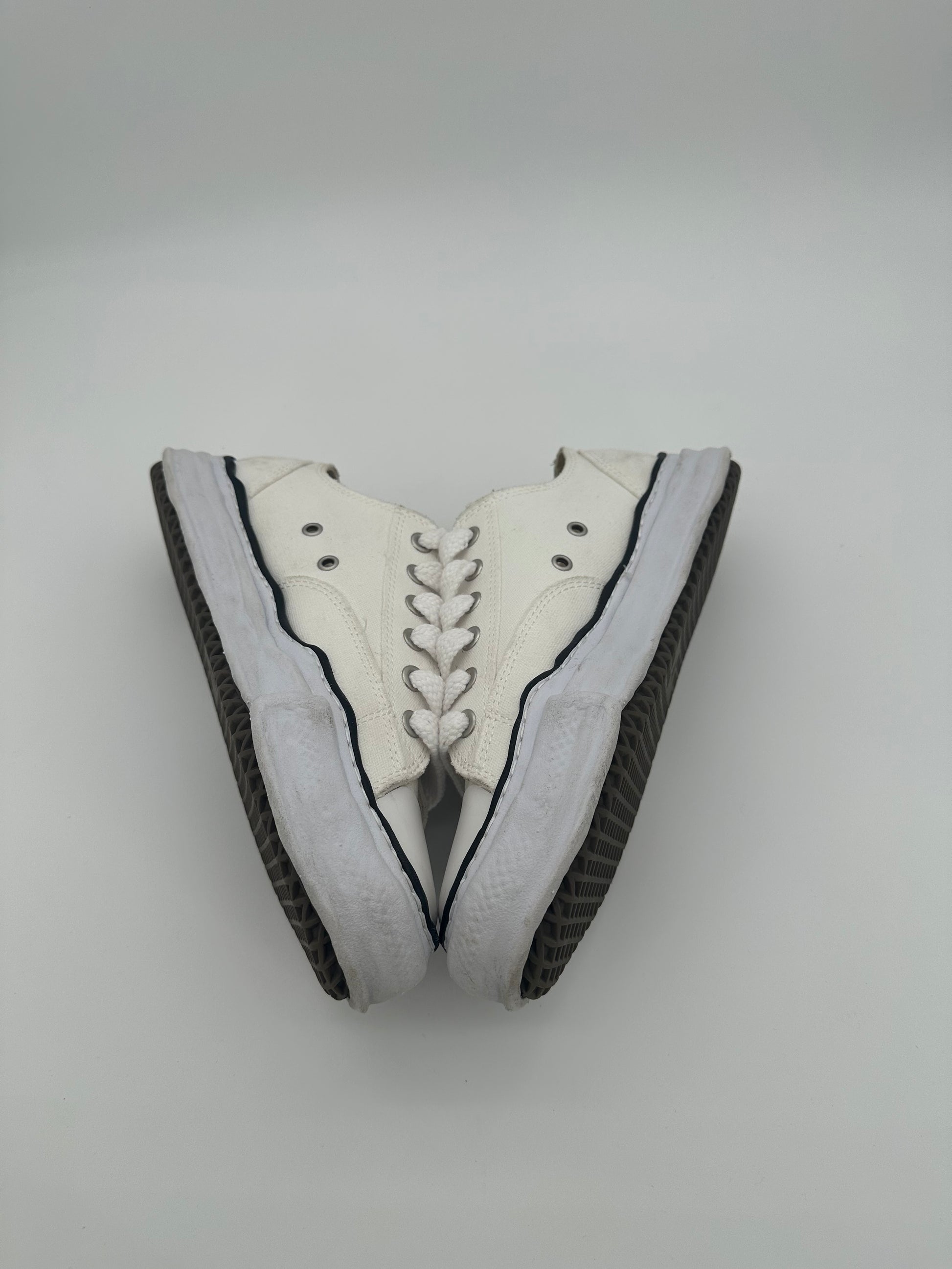 Maison Mihara Yasuhiro Peterson 23 OG Sole Canvas Low White