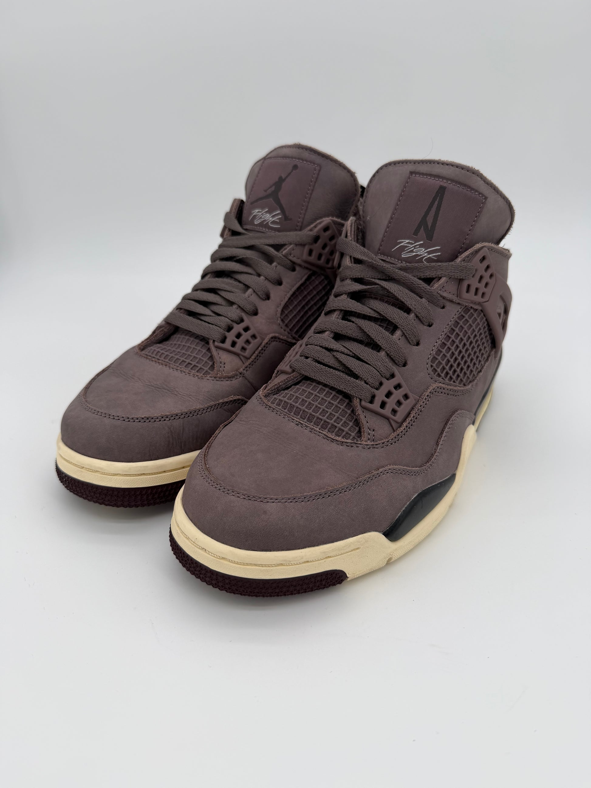 Jordan 4 Retro SP A Ma Maniére Violet Ore