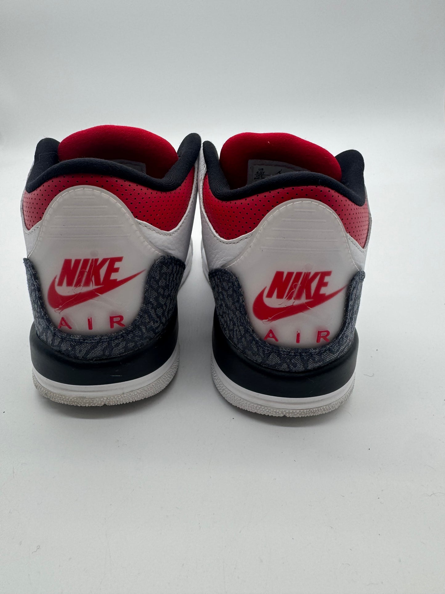 Jordan 3 Retro SE Fire Red Denim (GS)