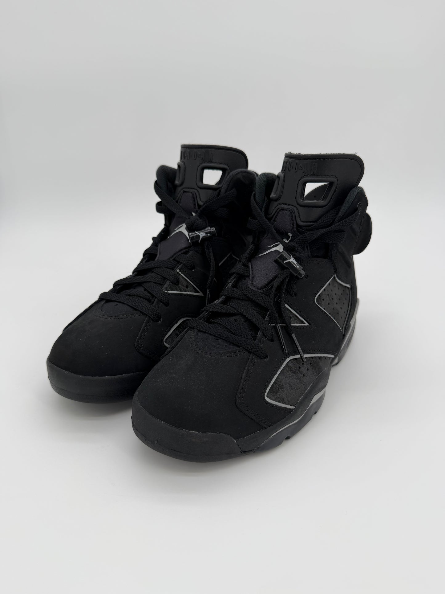 Jordan 6 Retro Cap and Gown