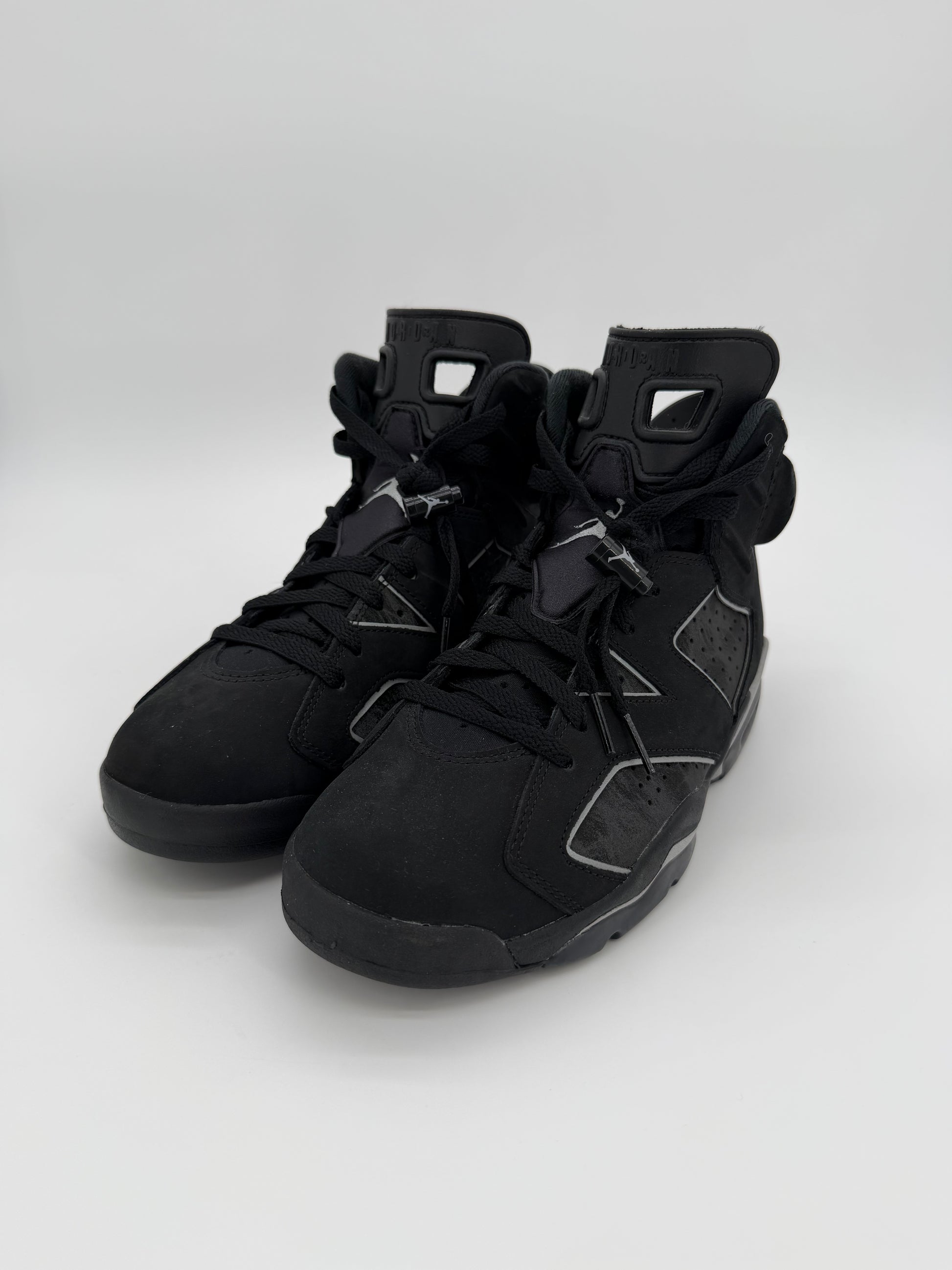 Jordan 6 Retro Cap and Gown