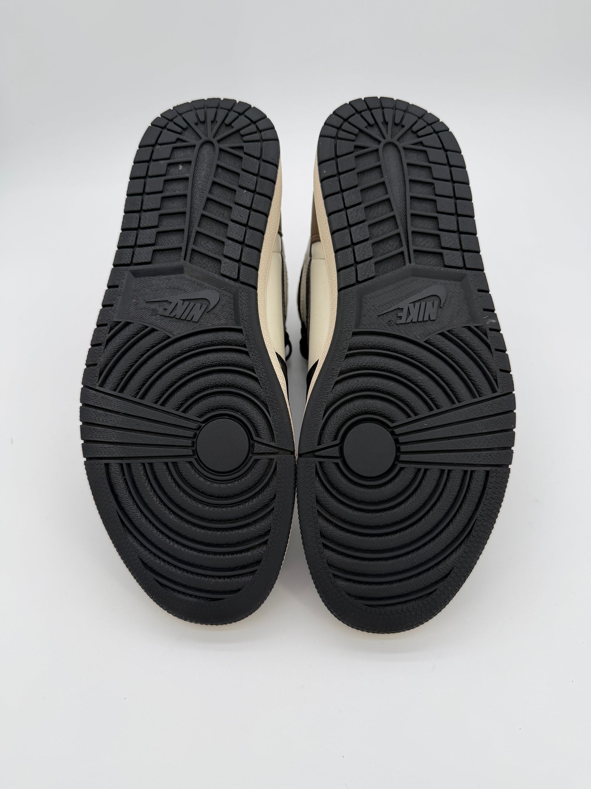 Jordan 1 Retro High Dark Mocha