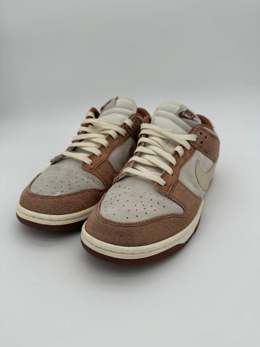 Nike Dunk Low Medium Curry
