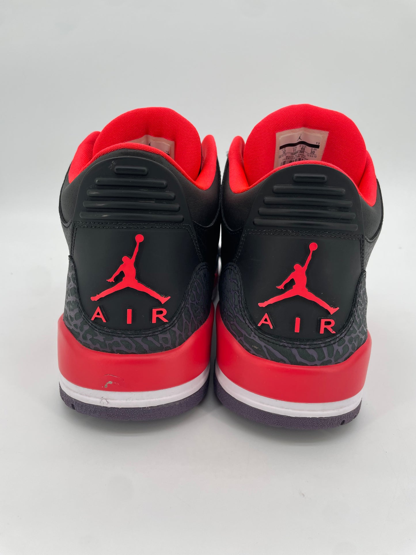 Jordan 3 Retro Crimson