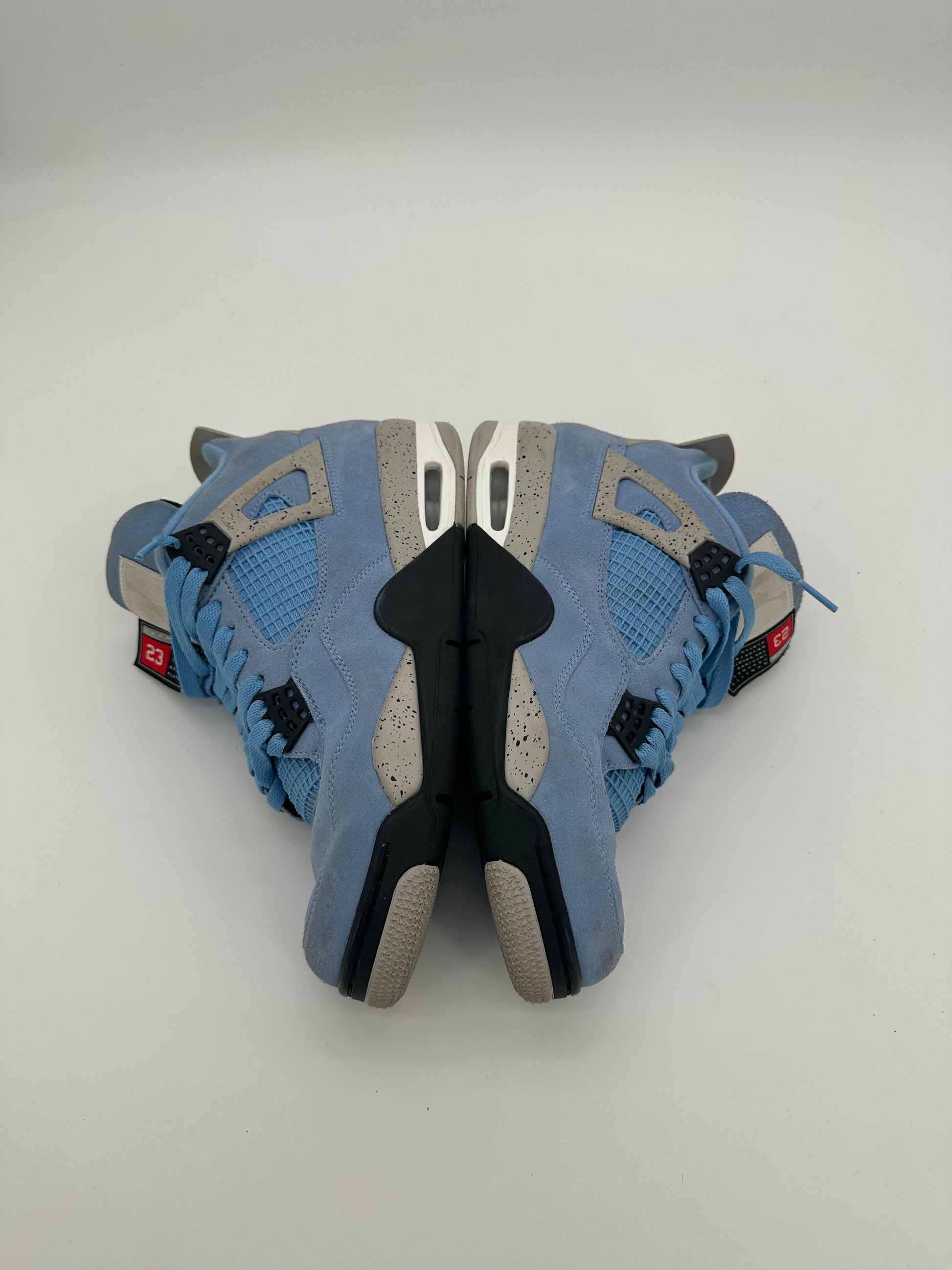 Jordan 4 Retro University Blue