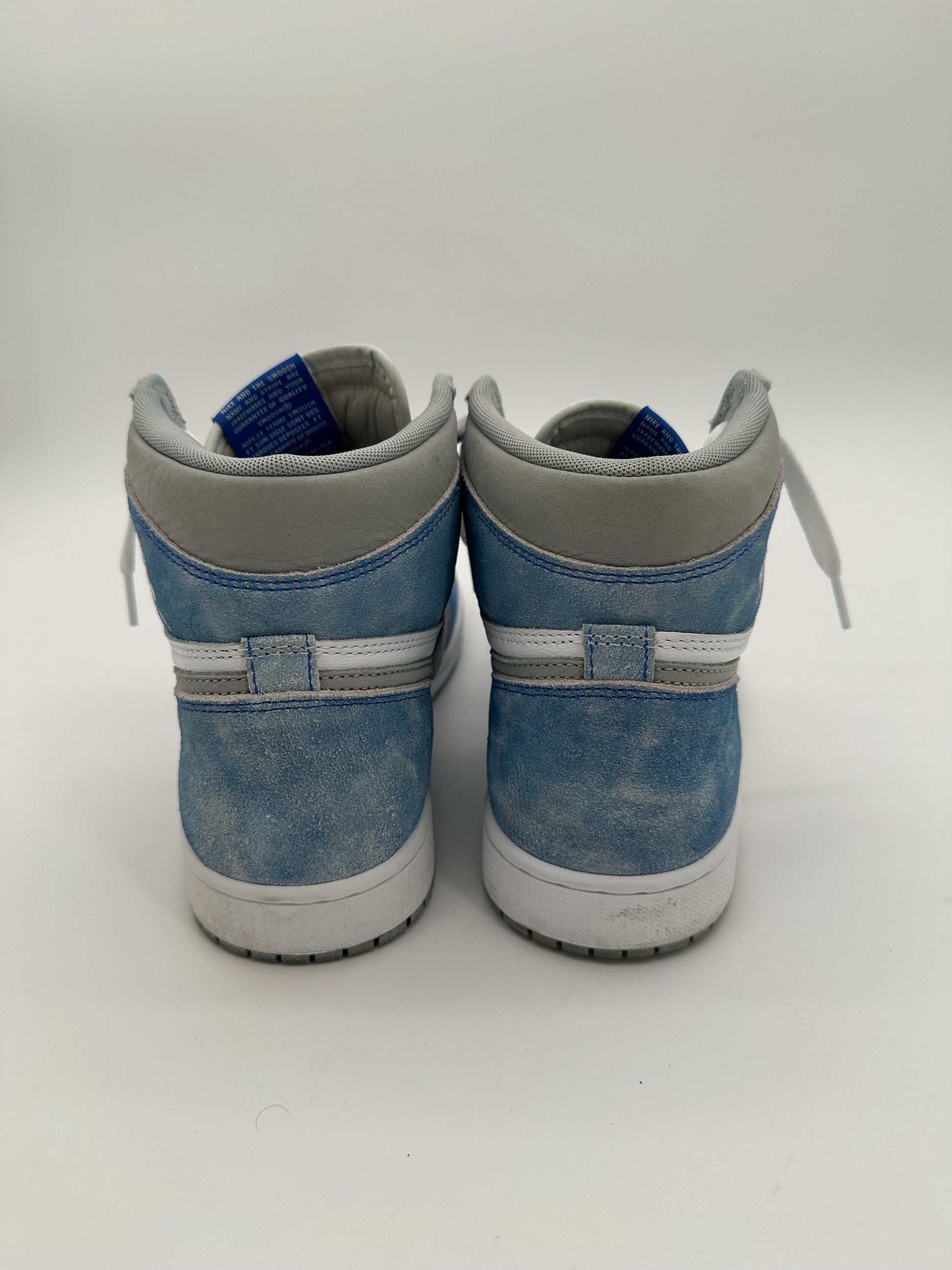 Jordan 1 Retro High Hyper Royal Smoke Grey